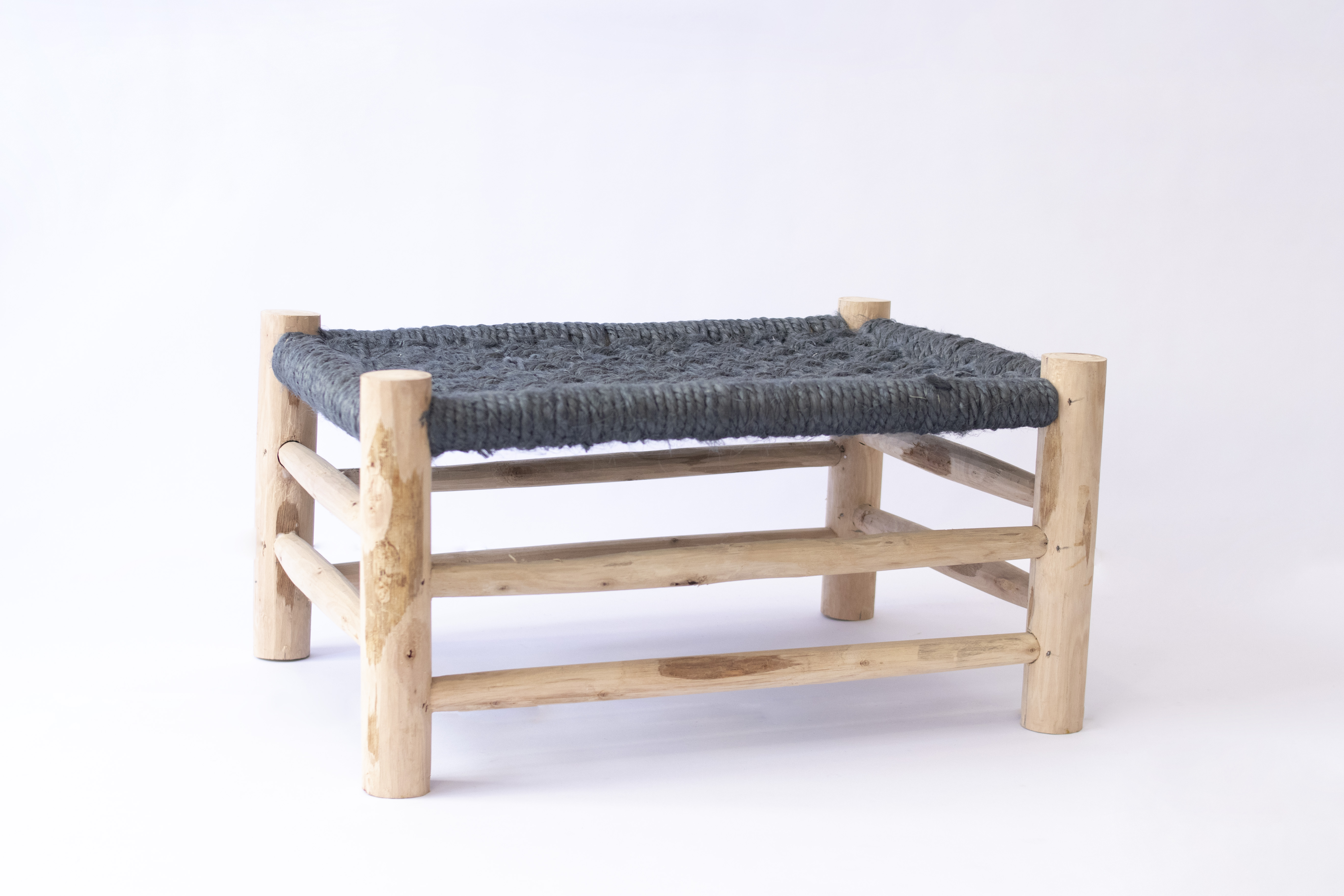 TABORET JUTOWY JEDNOKOLOROWY CIEMNOSZARY MORSKI 60X45X30