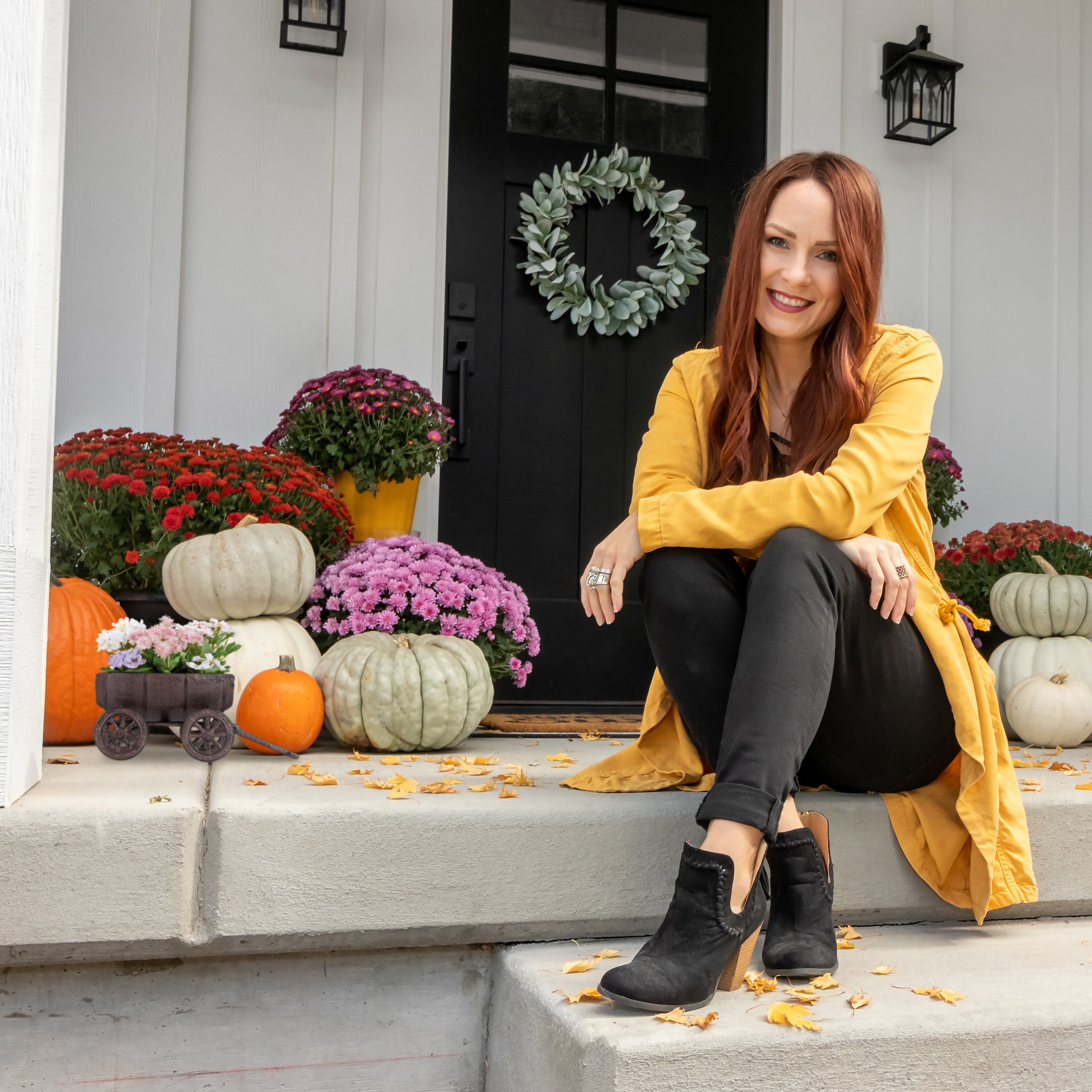 Relaxdays Tonneau à plantes, décoration de jardin, demi barique à vin, brouette, fonte de fer, HLP 18x20x29cm, brun - 5