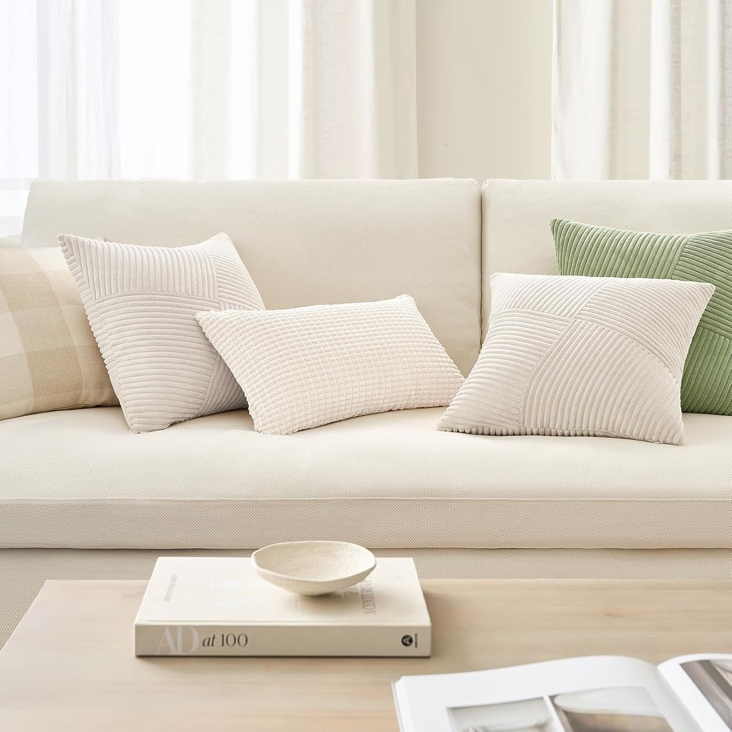 Lot de 2 Housse de Coussin 45x45 en Velours Côtelé Doux Crème Blanc,Housse Coussin Canapé Decoration Maison Salon Chambre pour Canapé - 6