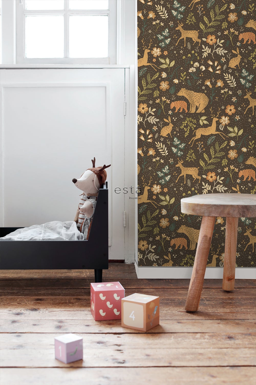 Papier peint forêt avec des animaux de la forêt marron et beige - 53 cm x 10.05 m - ESTAhome - 2