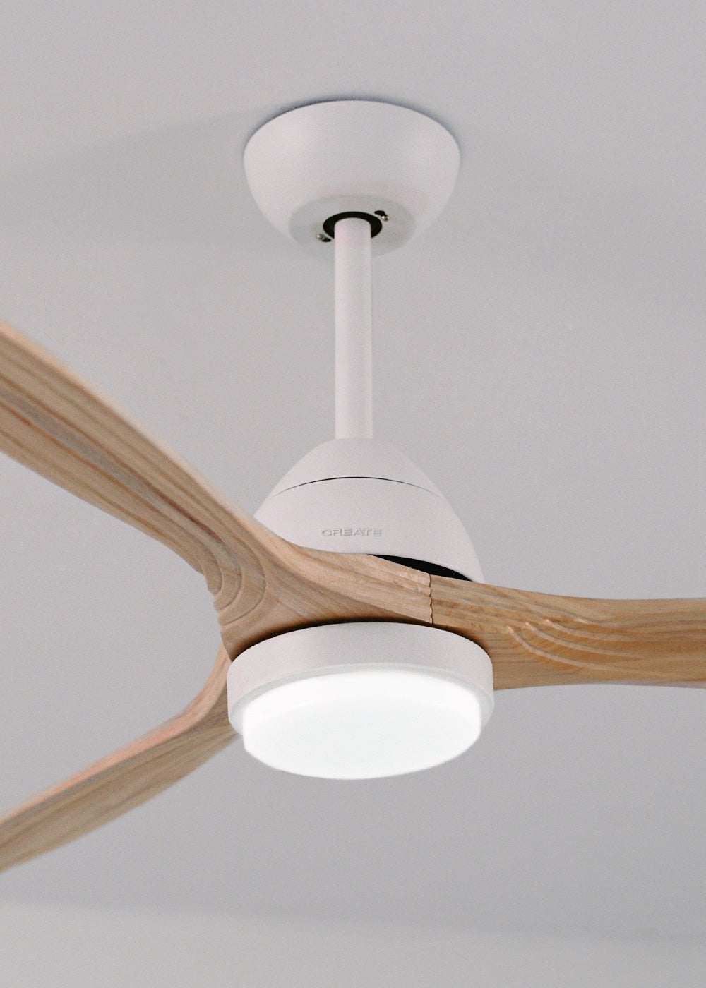 WINDLIGHT CUP DC - Ventilateur de Plafond 40W Silencieux Ø132 cm - Avec Lumière et Sans WIFI - 7