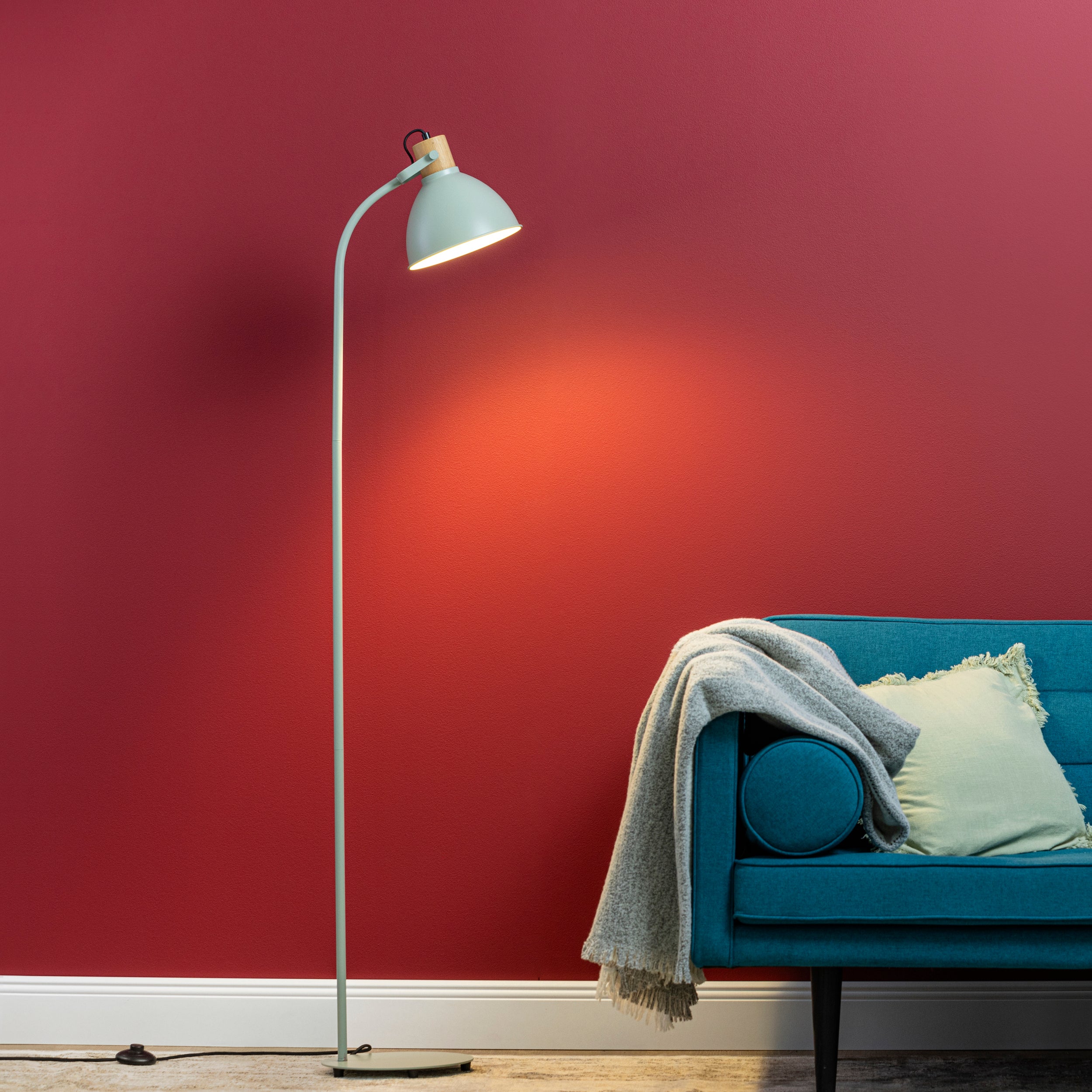 Brilliant Lampa podłogowa Erena 1.5m jasnozielony metal/drewno włącznik nożny 1x A60, E27, 40 W, pasuje do zwykłej żarówki (brak w zestawie) - 6
