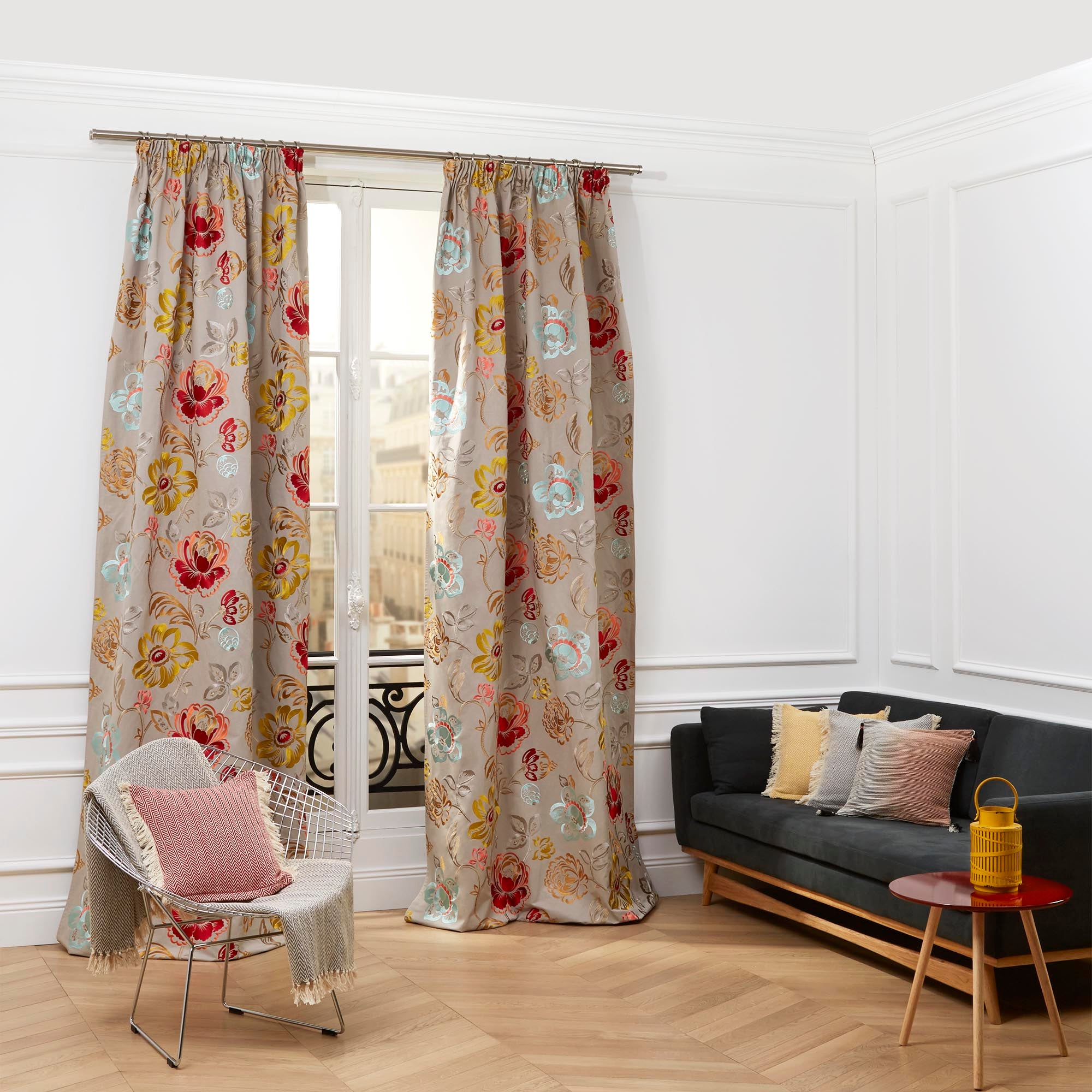 Lot De 15 Boîtes Tissu Madura - Rideaux à Pompons Et Embrases, Tissu D'occasion Pour Créations