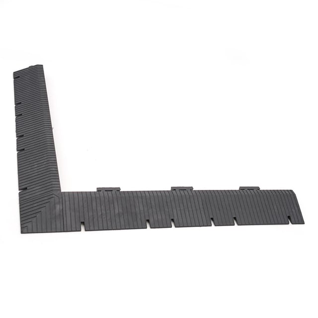 Accessoire dalle MAXI : Kit de 2 rampes + protection d'angle (noir, 33 x 5 x 2 cm). Facilite les changements de niveau et prévient les chutes.
