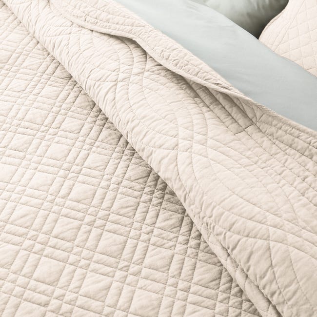AMILLY GRIS B3 C.08 Couvre lit matelassé de Reig Marti - Linge MAT AMILLY GRIS B3 C.08 Couvre lit matelassé de Reig Marti - Linge MAT