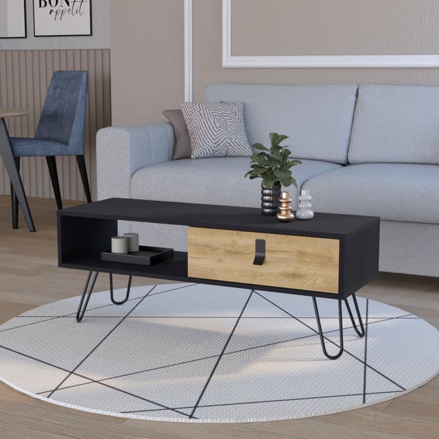 Vieille table basse en bois d'orme ou banc à large assise En vente sur