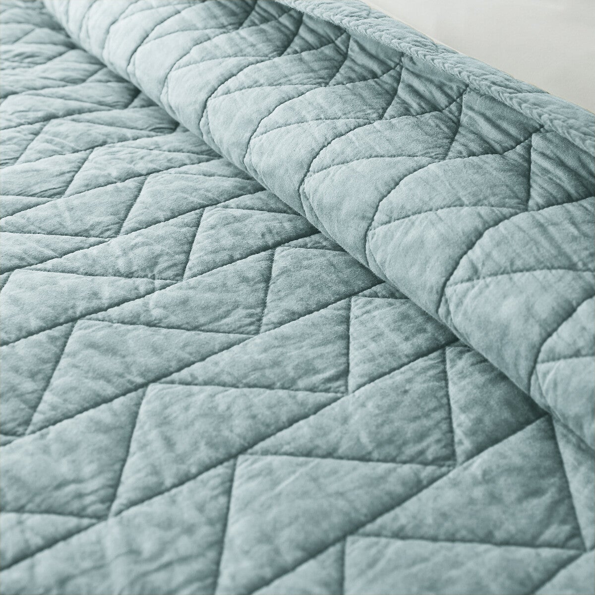 Couvre lit boutis matelassé coton Zig Zag Scenario - Céladon - 150 x 150 cm - 2