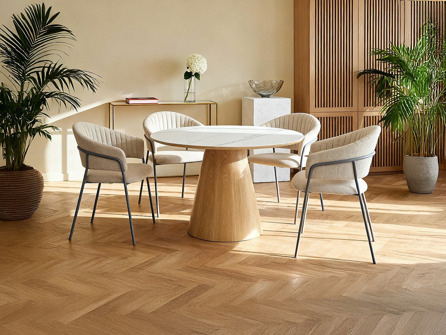 Okrągły stół do jadalni dla 4 osób z ceramiki i forniru jesionowego - Efekt białego marmuru i jasnego naturalnego drewna - ANTALIZA