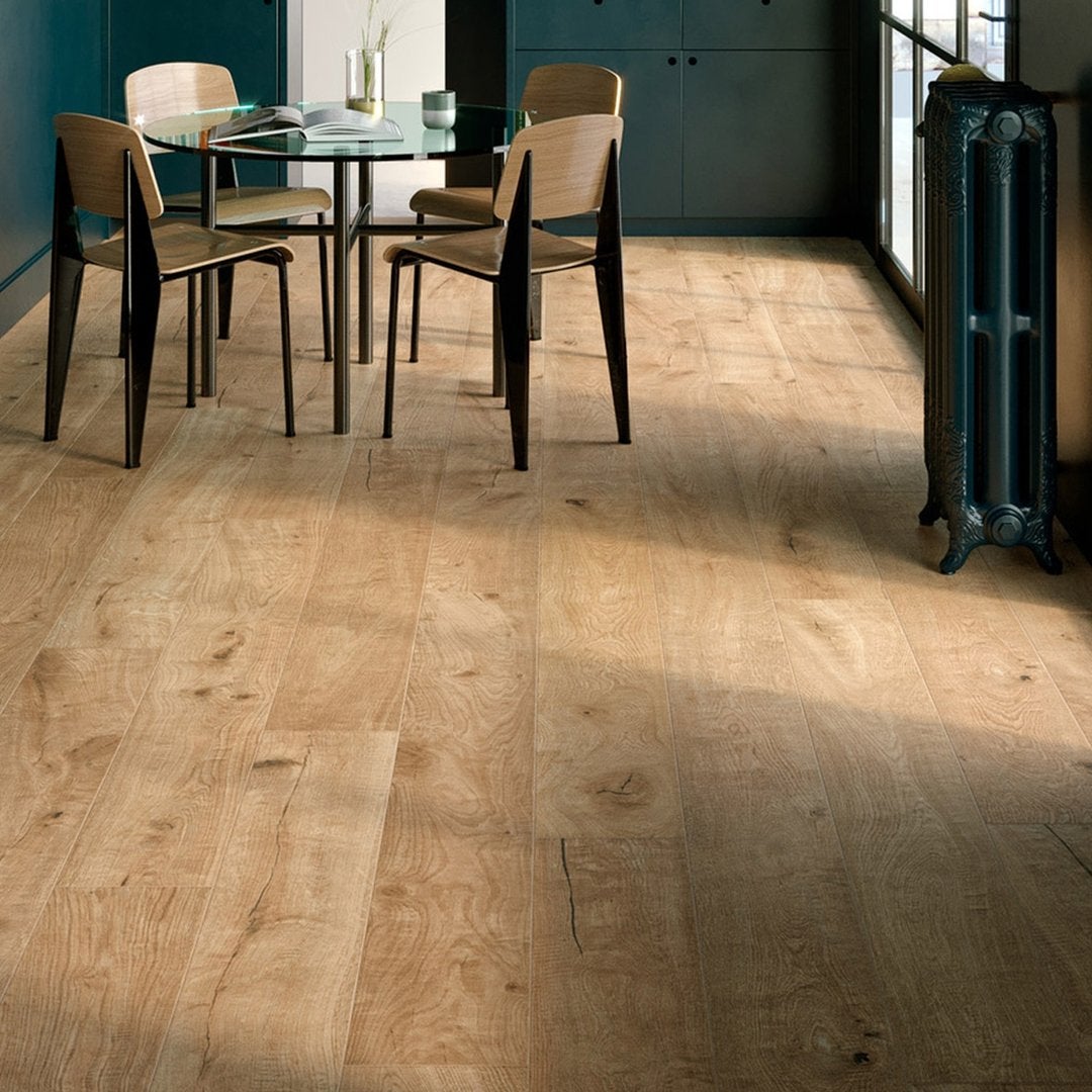 Legno chiaro essenziale naturale - Piastrelle 20x120 cm 10,5 mm - MVE 5001 20x120 MATT R9 10 mm - 2