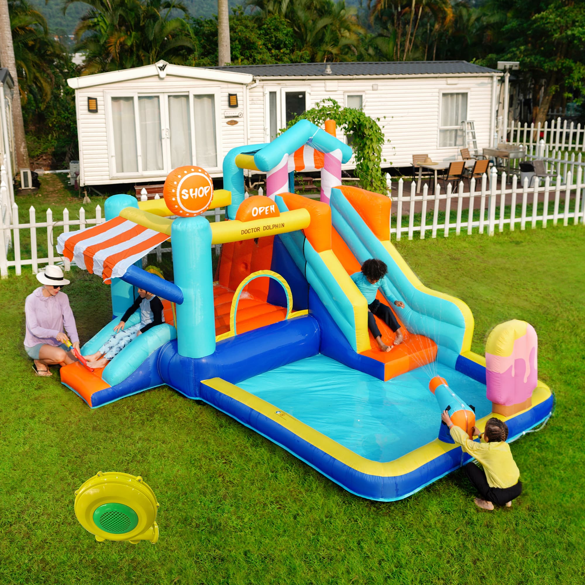 Château Aquatique Gonflable 6-en-1 – Toboggan, Trampoline, Panier De Basket, Pistolets à Eau – 370x314x185 Cm – Montage Facile En 3 Min, Idéal Jardin Et Fêtes