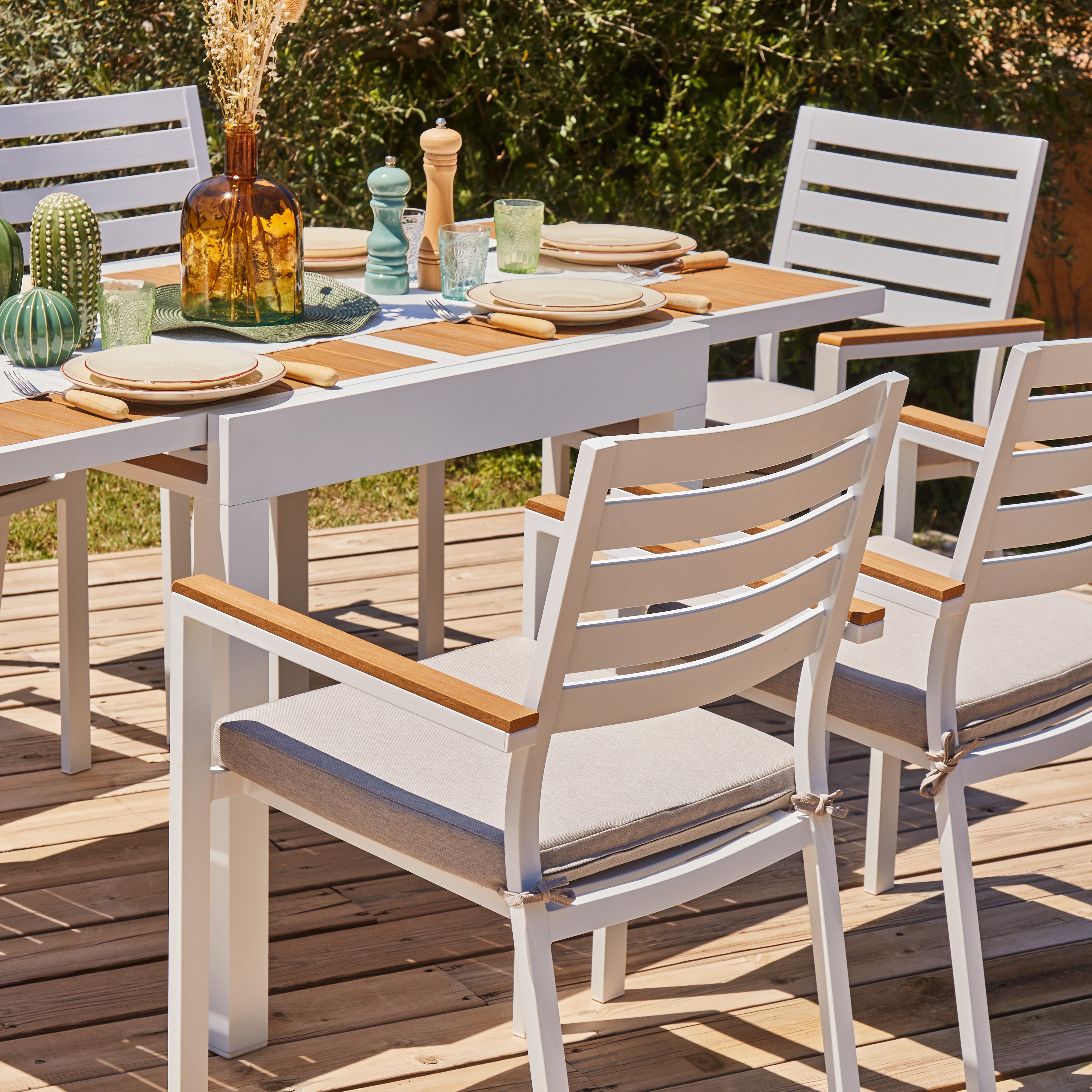 Set jardin mesa 130x70 y 4 sillas con cojín aluminio blanco - Osaka - 6