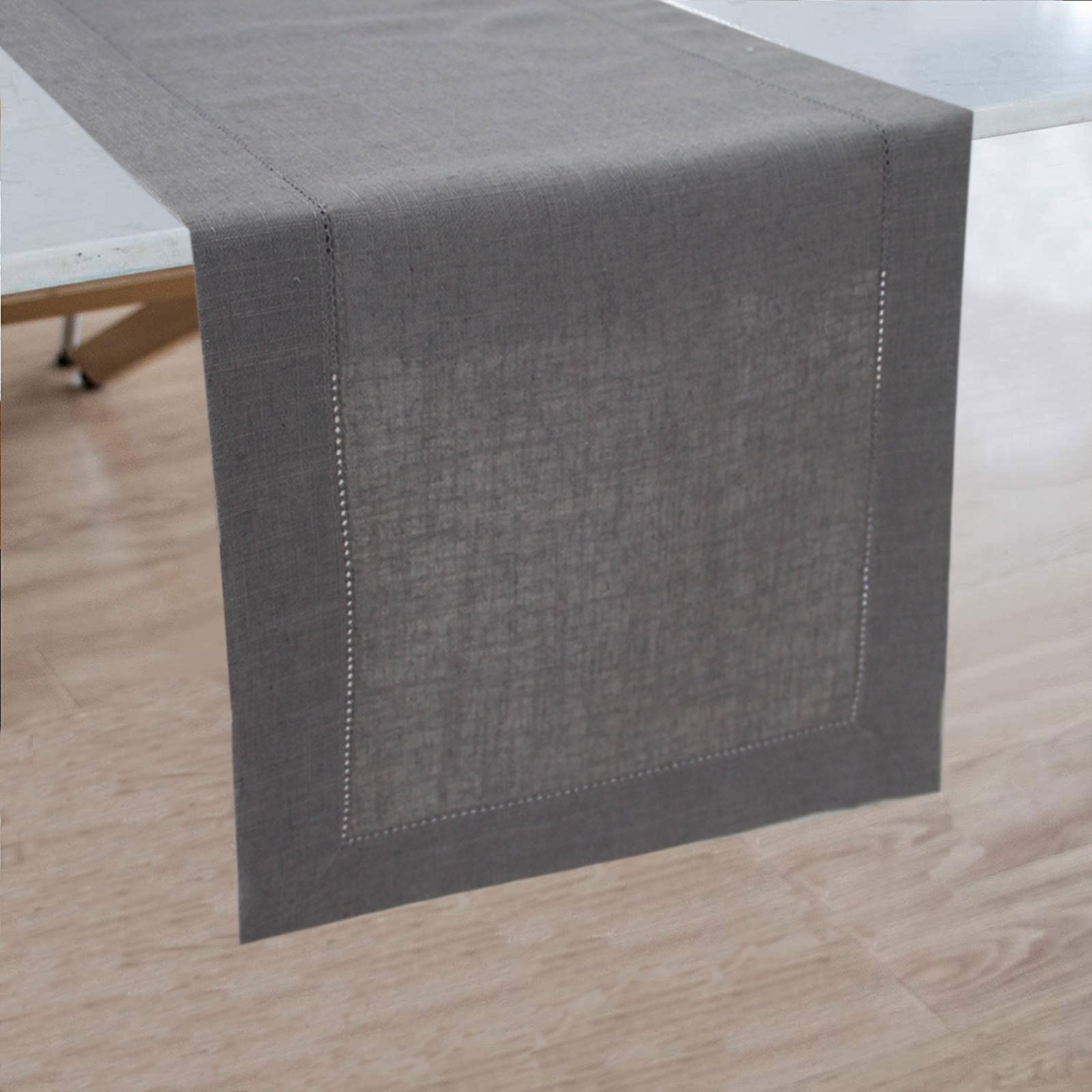 Baner na stół (35 x 183 cm) do dekoracji zewnętrznych, balkonowych, wewnętrznych i na przyjęcia.