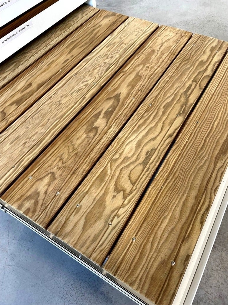 Kit terrasse 10m² en lame PIN DES LANDES SANS NŒUDS 28X160 avec Lambourde, vis, cale de ventilation, plot pvc et Bande bitumineuse - 3