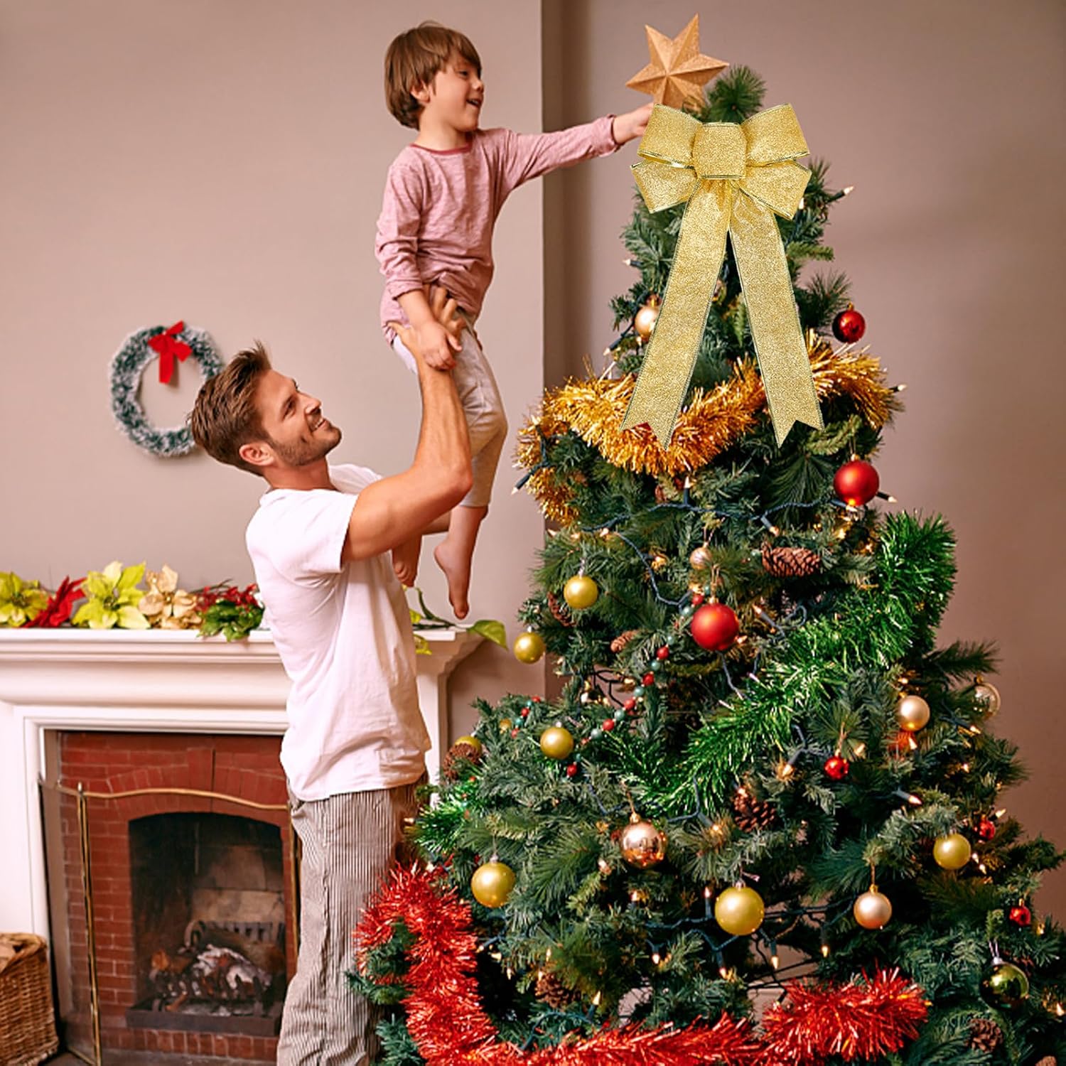 Fiocchi natalizi dorati per decorazioni da esterno - Grande fiocco di paillettes con bordo dorato scintillante per la decorazione della porta d'ingres - 2