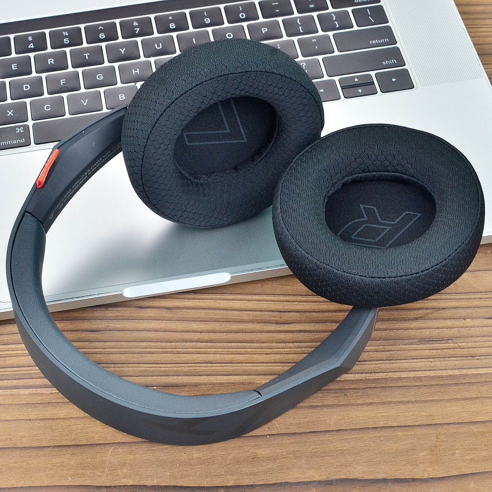 Cuscinetti Auricolari Ricambio Per Cuffie Sony - Pelle E Memory Foam, Compatibili MDR-V55, V500, 7502