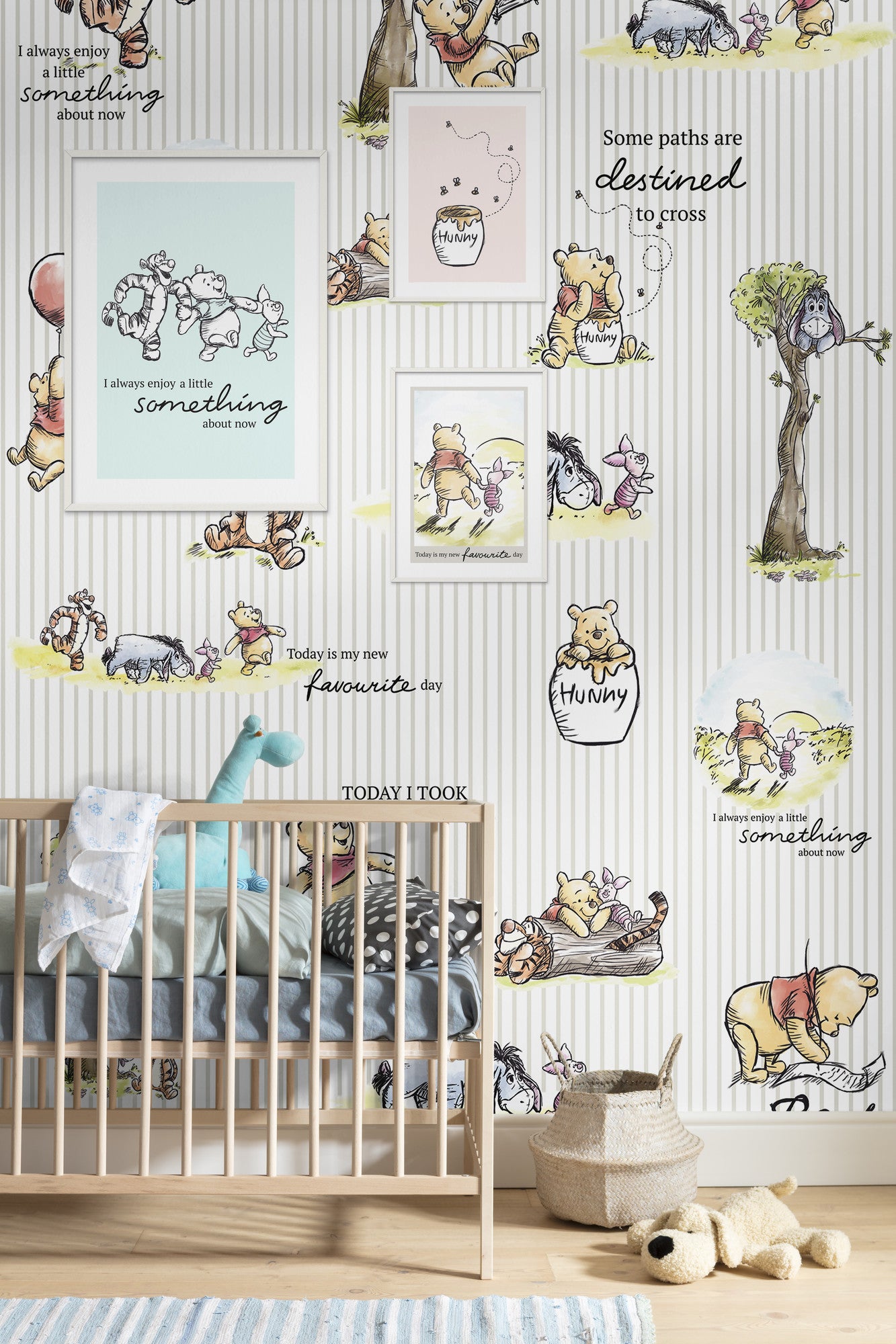 Fototapeta Winnie the Pooh wielokolorowym - 200 x 280 cm - DISNEY