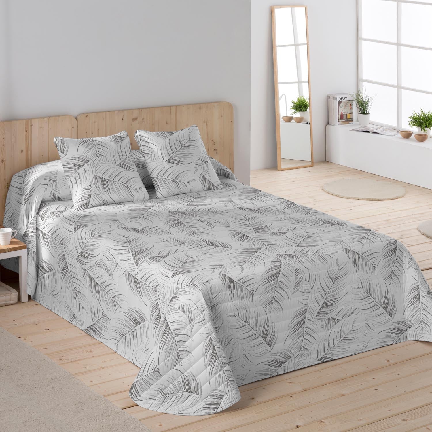 Sandal - colcha bouti estampada - microfibra - extra - suave - gramaje 70 gramos - cama 180 - acanto stone