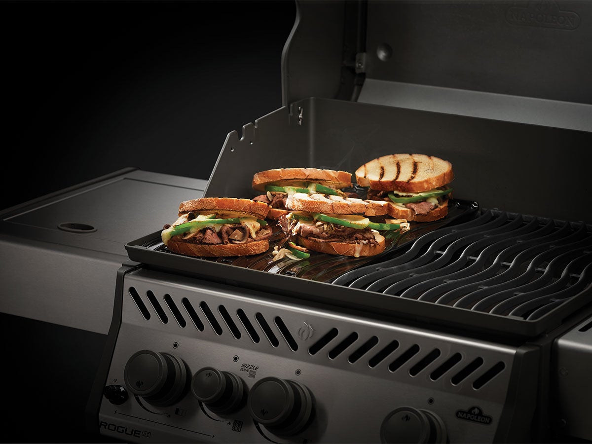 Barbecue a gas Napoleon Rogue R425, R425-1, R525-1 e R625-1 - 3