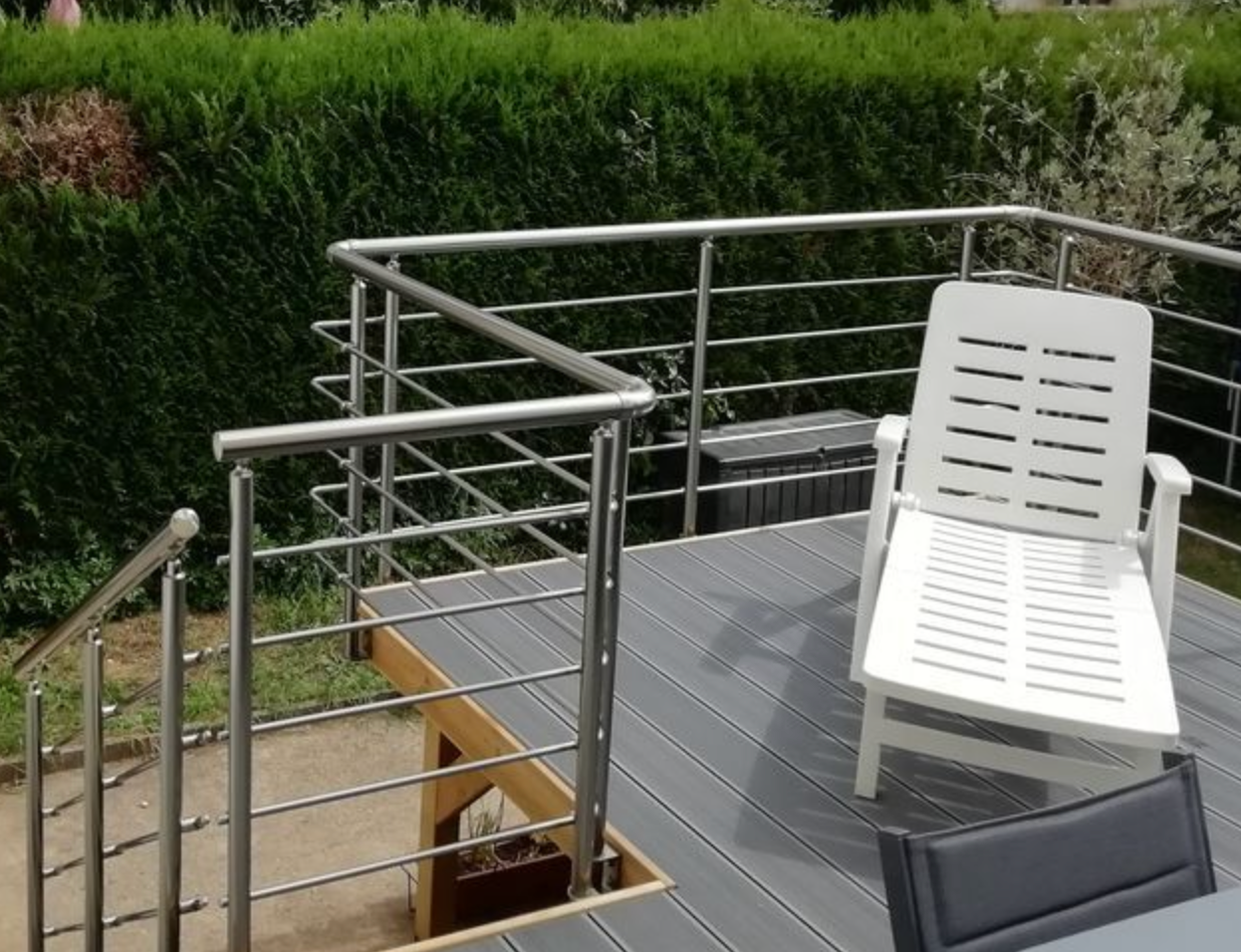 Garde-corps BALUSTRADE AYDISCOUNT - fixation à la Française - kit complet 2 mètres - 3