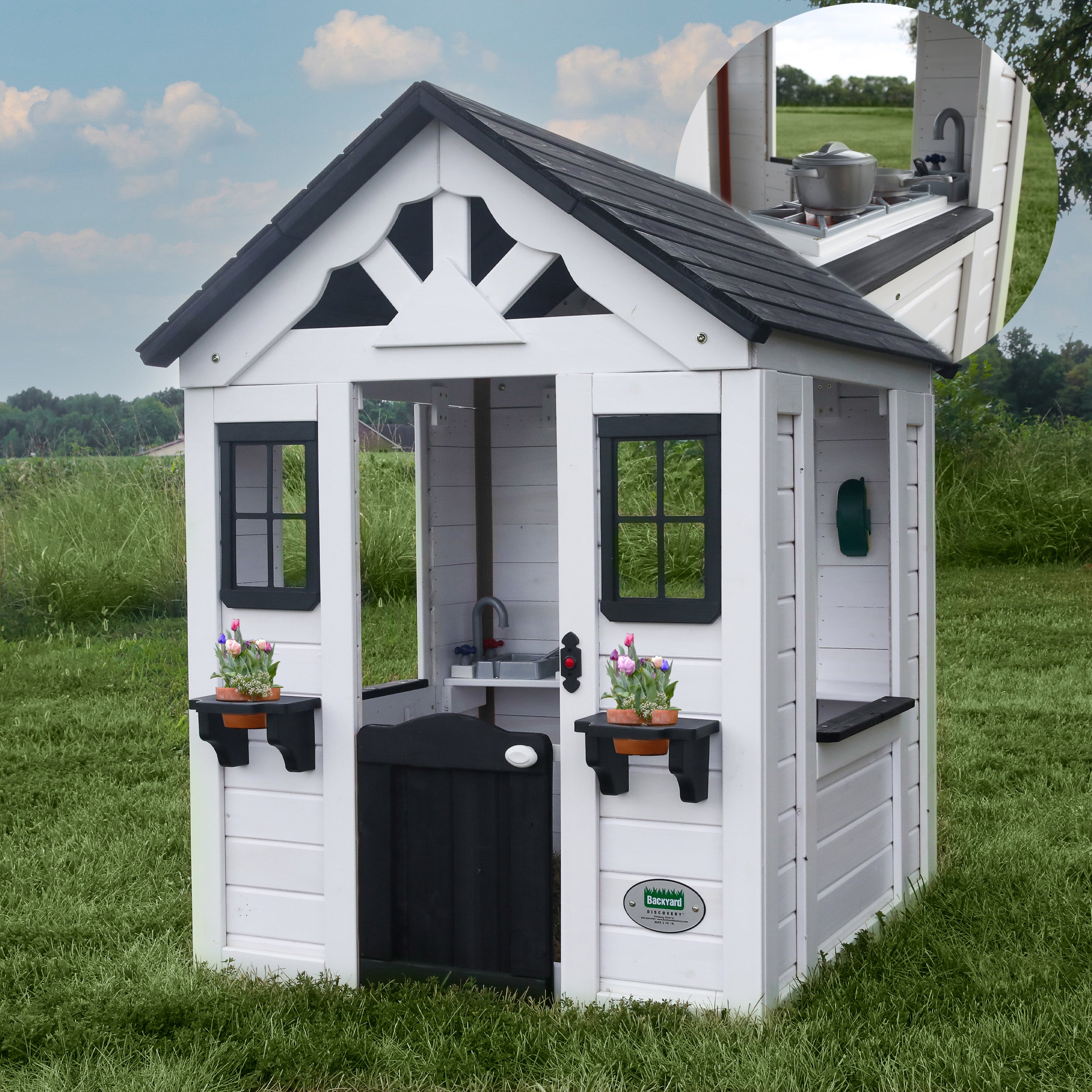 Backyard Discovery Sweetwater, Cabane Extérieur Bois Pour Enfant - Blanche/Noire | Maisonnette De Jeux Pour Jardin | Avec Cuisine, Accessoires Et - 8