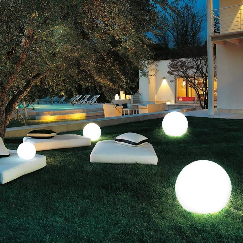 SOLAR NOVA : Sphère LED RGB à recharge solaire 25 cm - 3