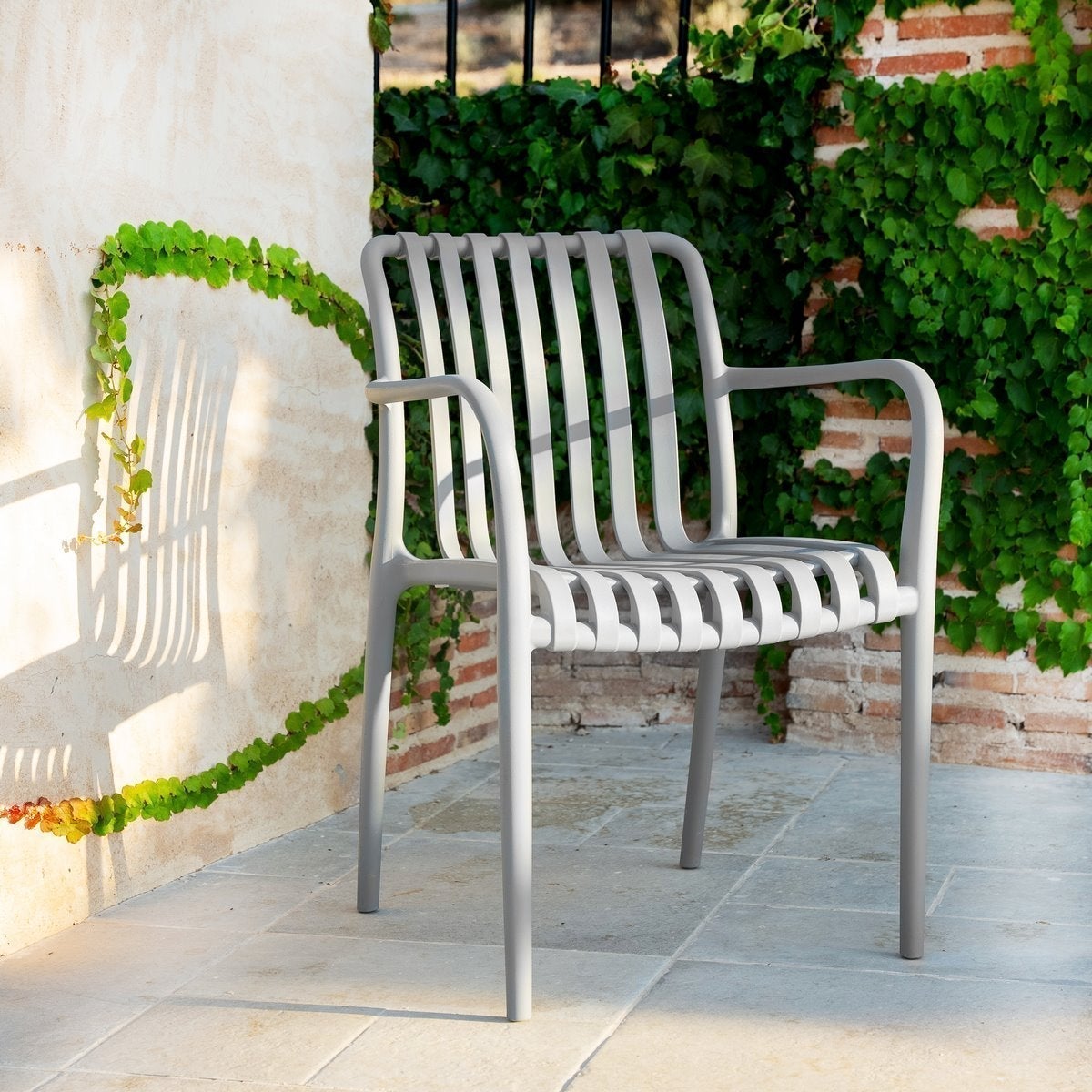 Chaise de jardin empilable deba en polypropylène gris avec accoudoirs MONTY - 7