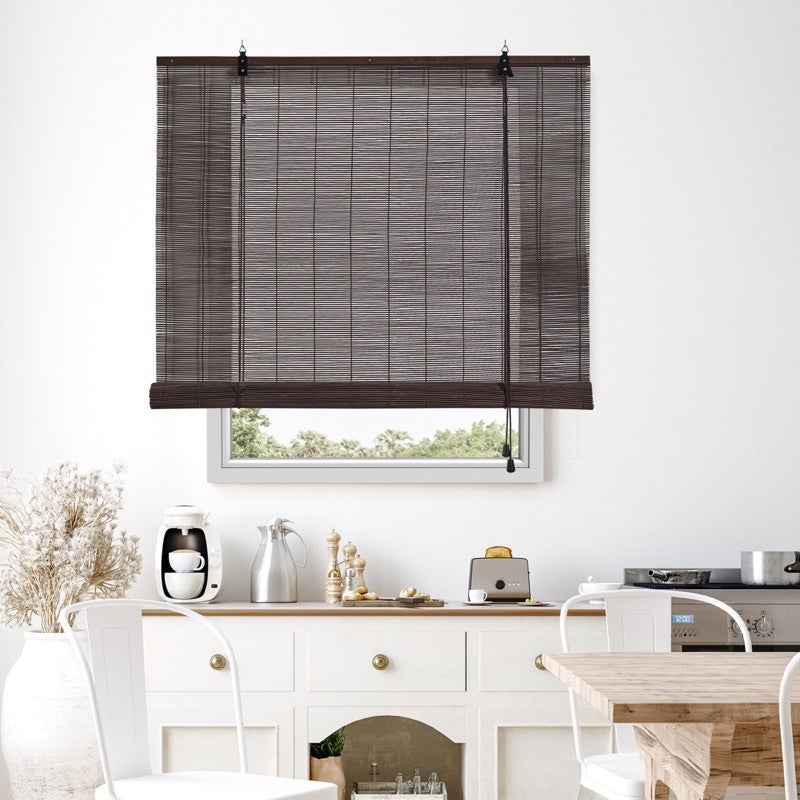 Stores bambou sur mesure pour ombrage intérieur de pergola