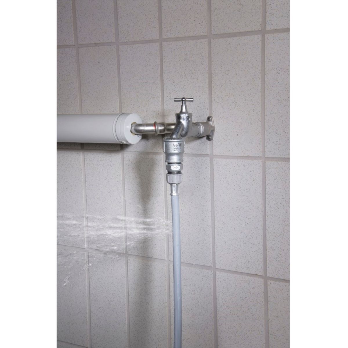 Tuyau XAVAX Anti fuite Lave linge/vaisselle 1.5M - 3