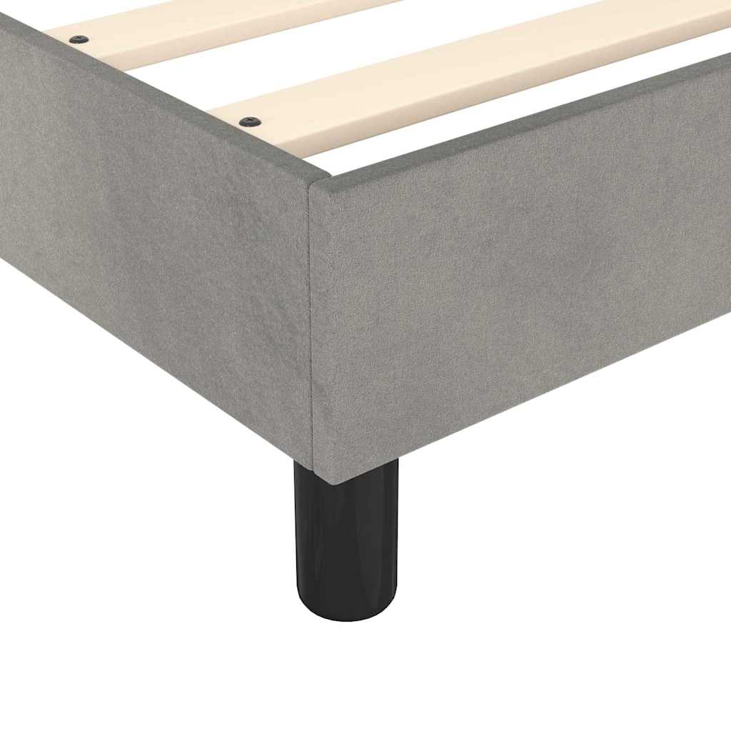 Cadre de lit sans matelas gris clair 200x200 cm velours - 8