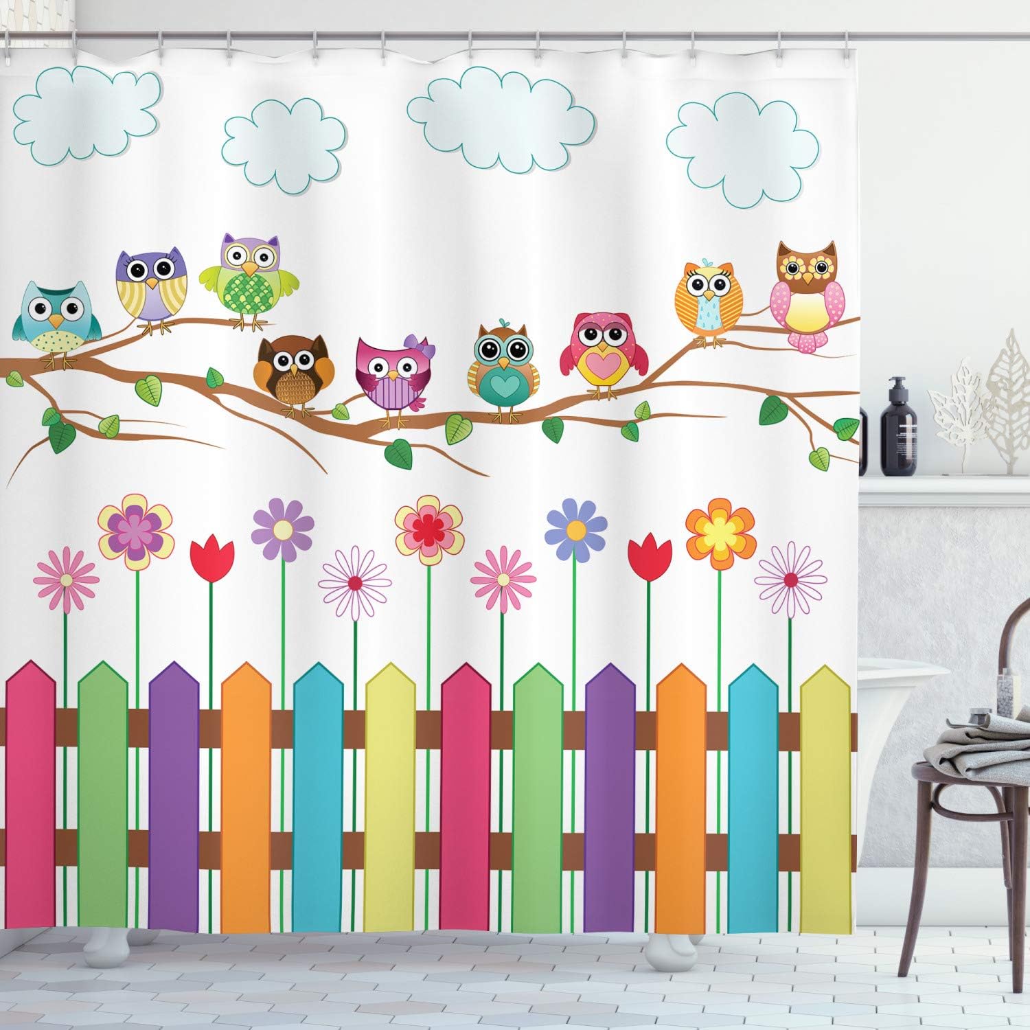 Zasłona prysznicowa, Ptak na gałęzi, Słoneczny dzień, Zestaw dekoracji łazienkowych z tkaniny z haczykami, 120 cm x 180 cm, Wielokolorowa