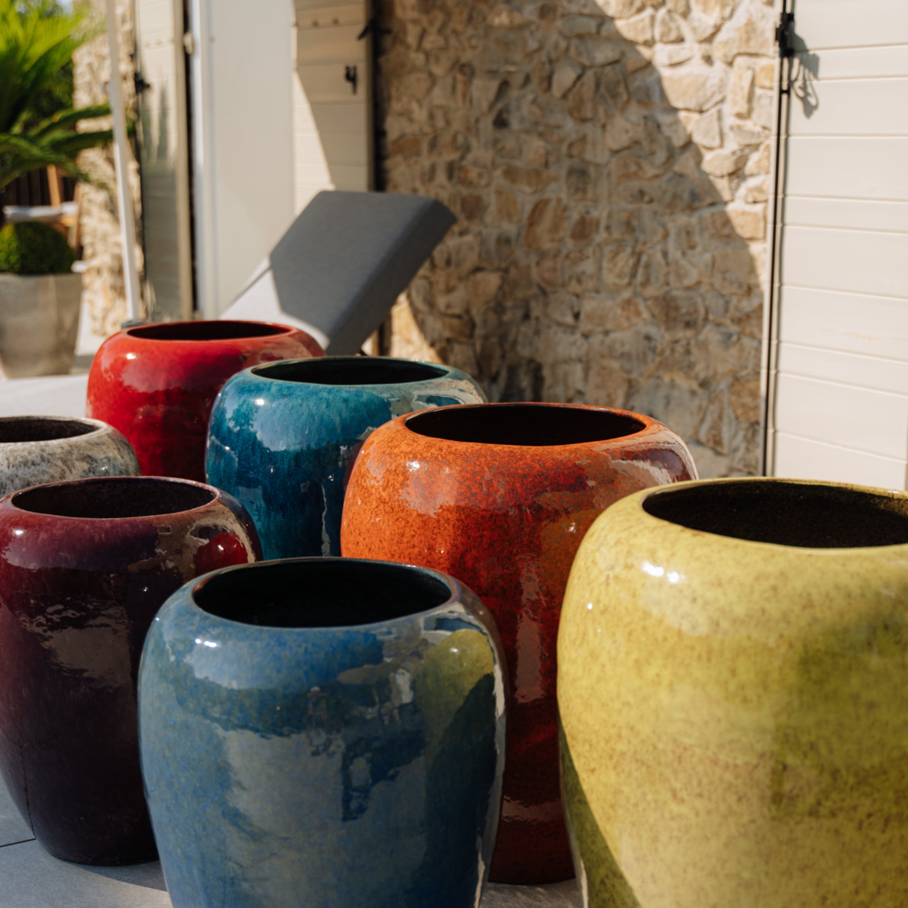 Maceta grande de exterior GALILEE 40x50cm violeta, hecha a mano en terracota esmaltada, resistente a las heladas - 2