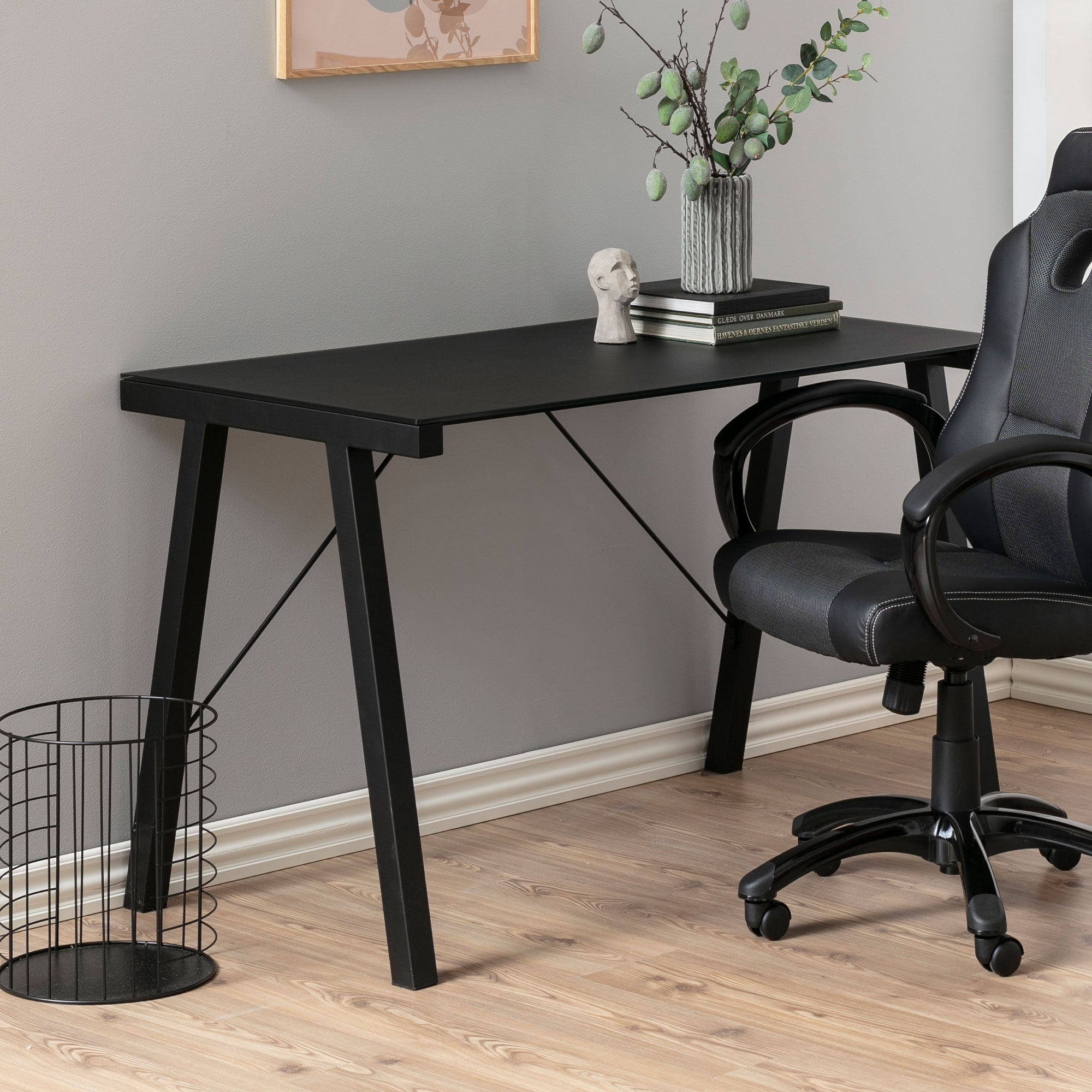 Biurko Typhoon Black ACTONA biurko industrialne czarne szklane loft 125x65 cm 1 szt.