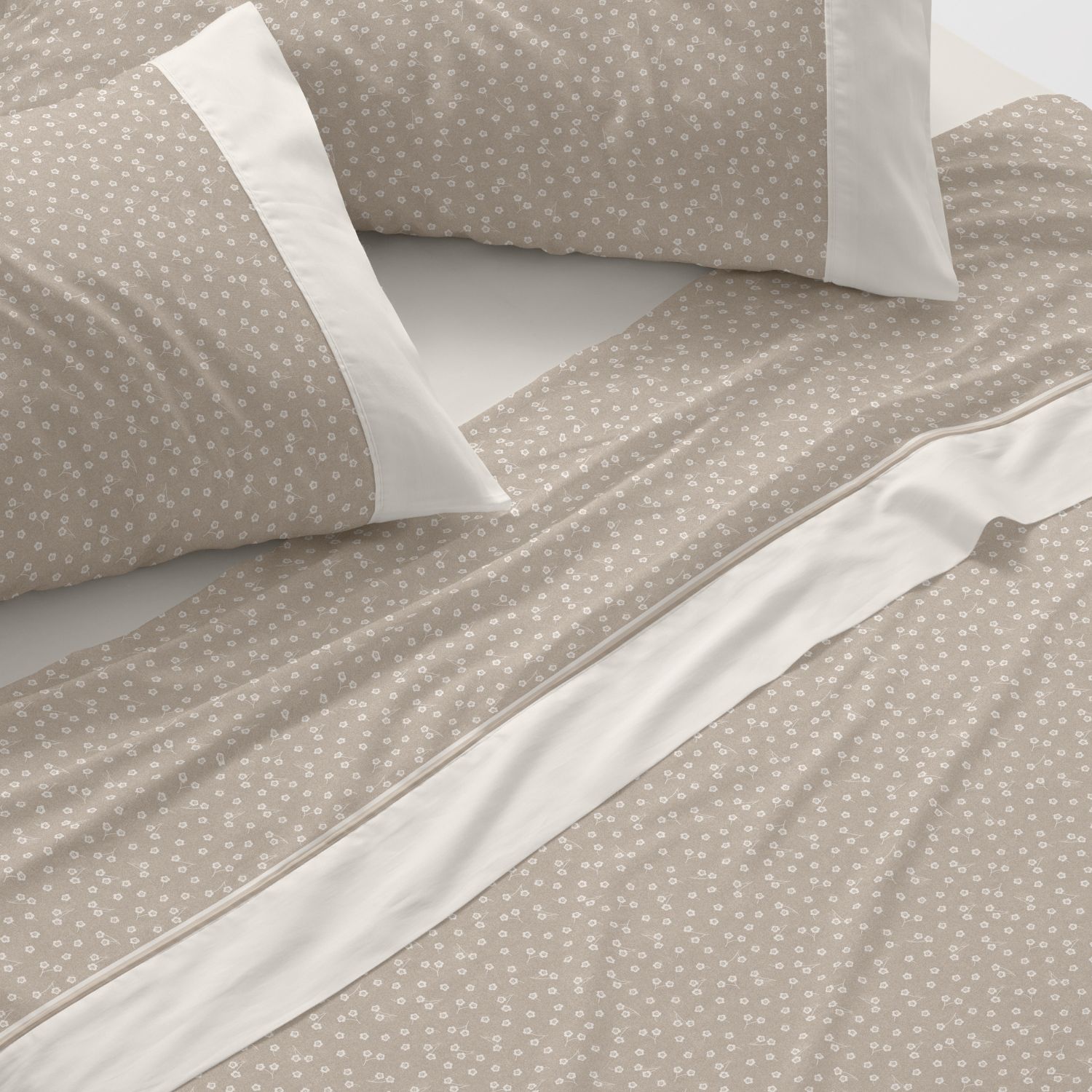 Juego sábanas diseño 041. burrito blanco. incluye sábana encimera, bajera y 1/2 fundas de almohadas. estampado de pequeñas flores.disponible en color