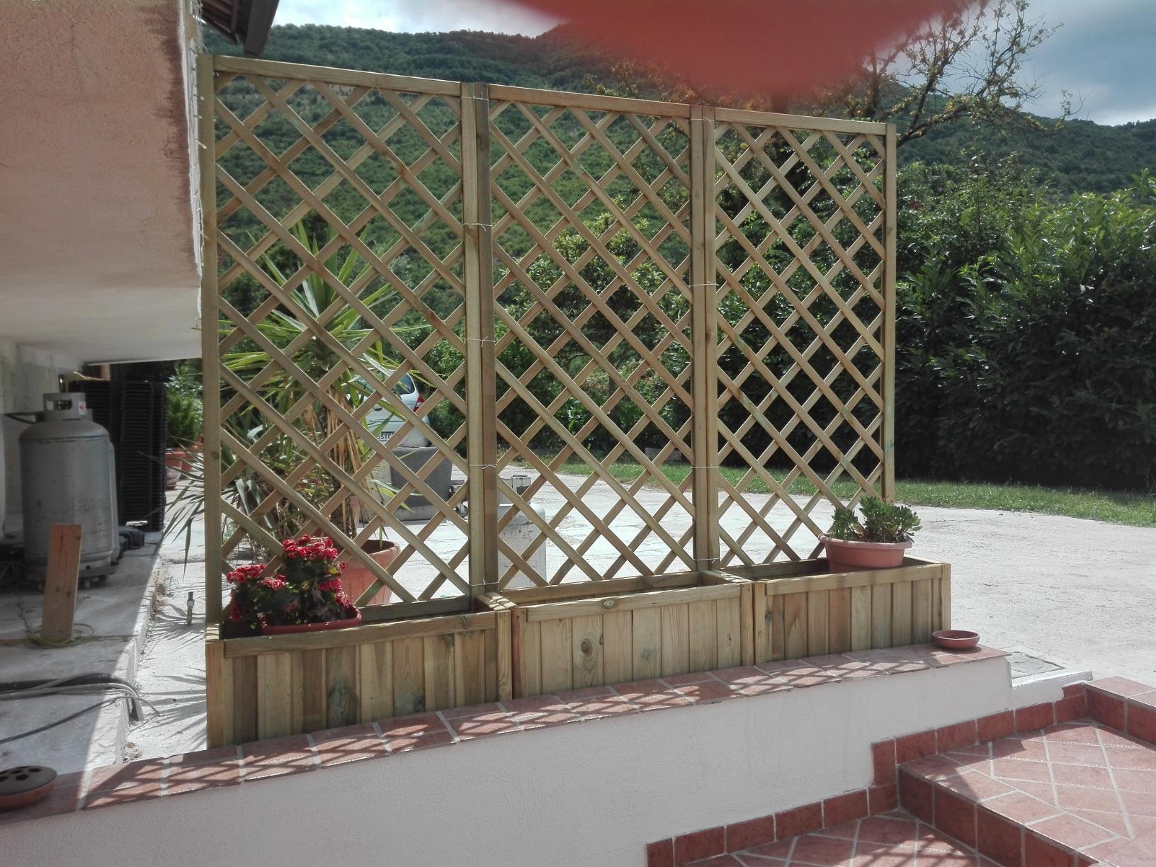 Fioriera in legno con pannello 180x90 cm grigliato a rombi e vaso portafiori da giardino Azalea - 3