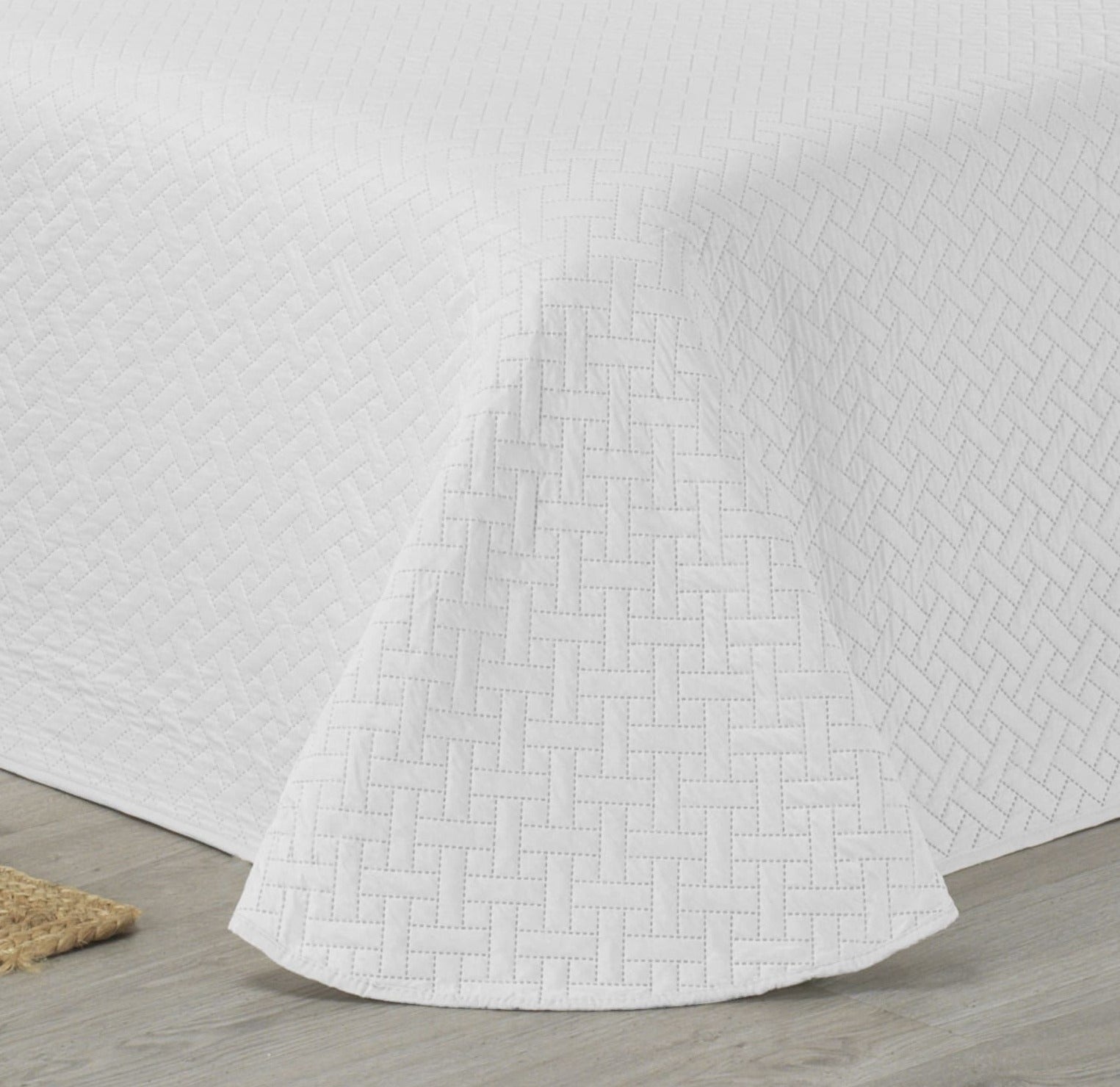 Colcha Bouti Lisa + Fundas Cojines Belmonte Blanco Cama 150 (250x260cm) - 2