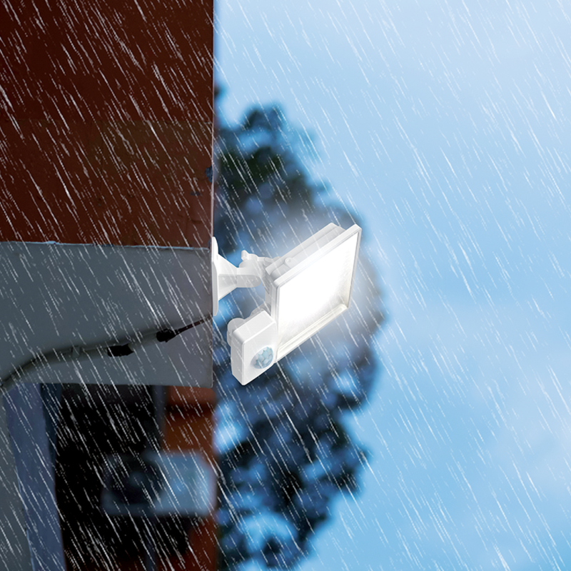 Xanlite - Projecteur LED Mural Blanc, Détecteur de Mouvement, 50 W, 4200 Lumens - PR50WMDB - 4