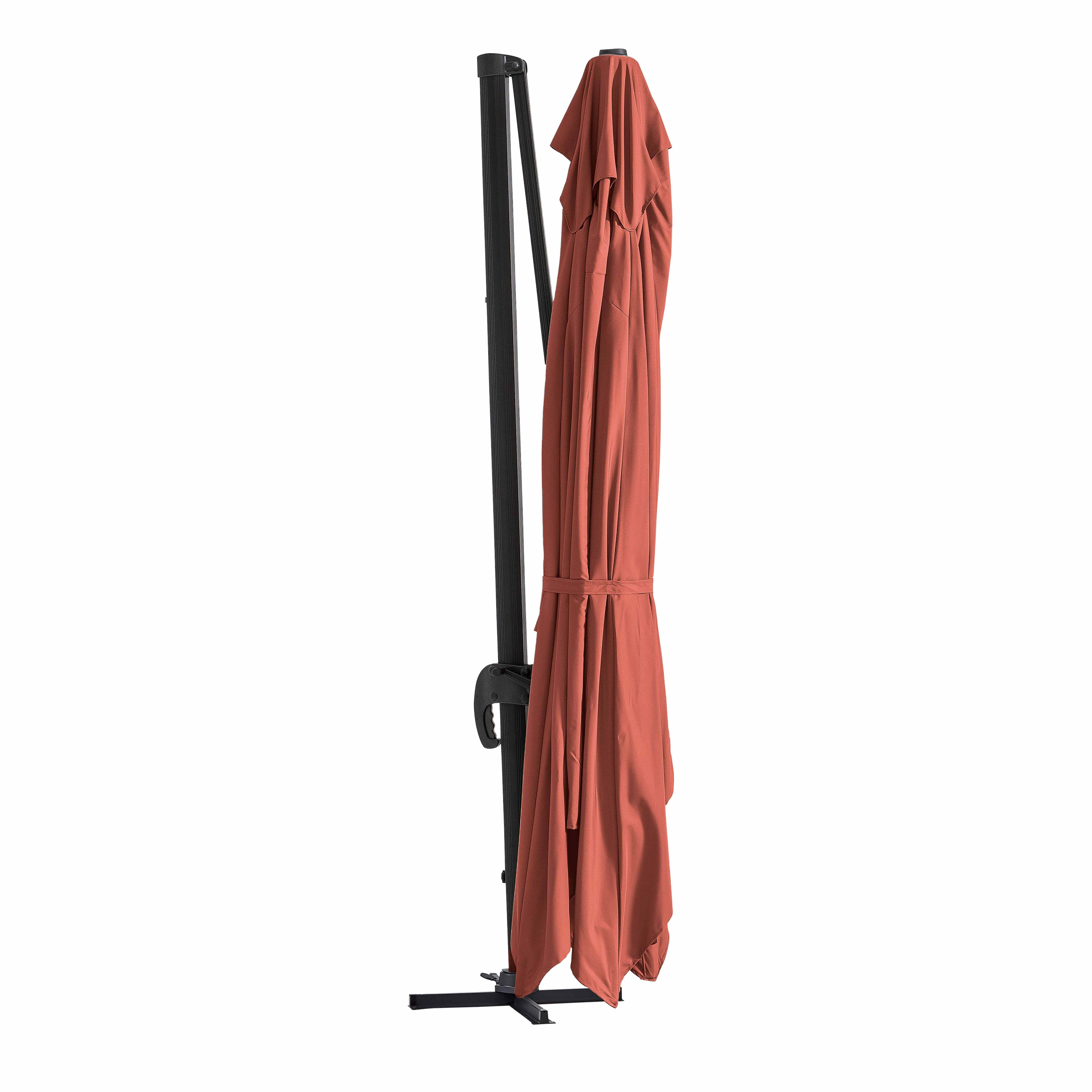 Parasol déporté 4x3 m inclinable + à lester sur roues terracotta - 3