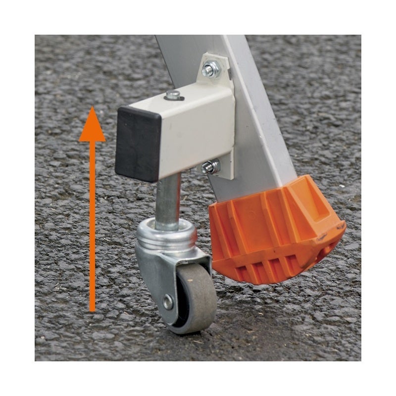 TUBESCA-Comabi - Escabeau aluminium professionnel MP Pro – 3 à 9 marches - Hauteur de plancher 1,76m - 4