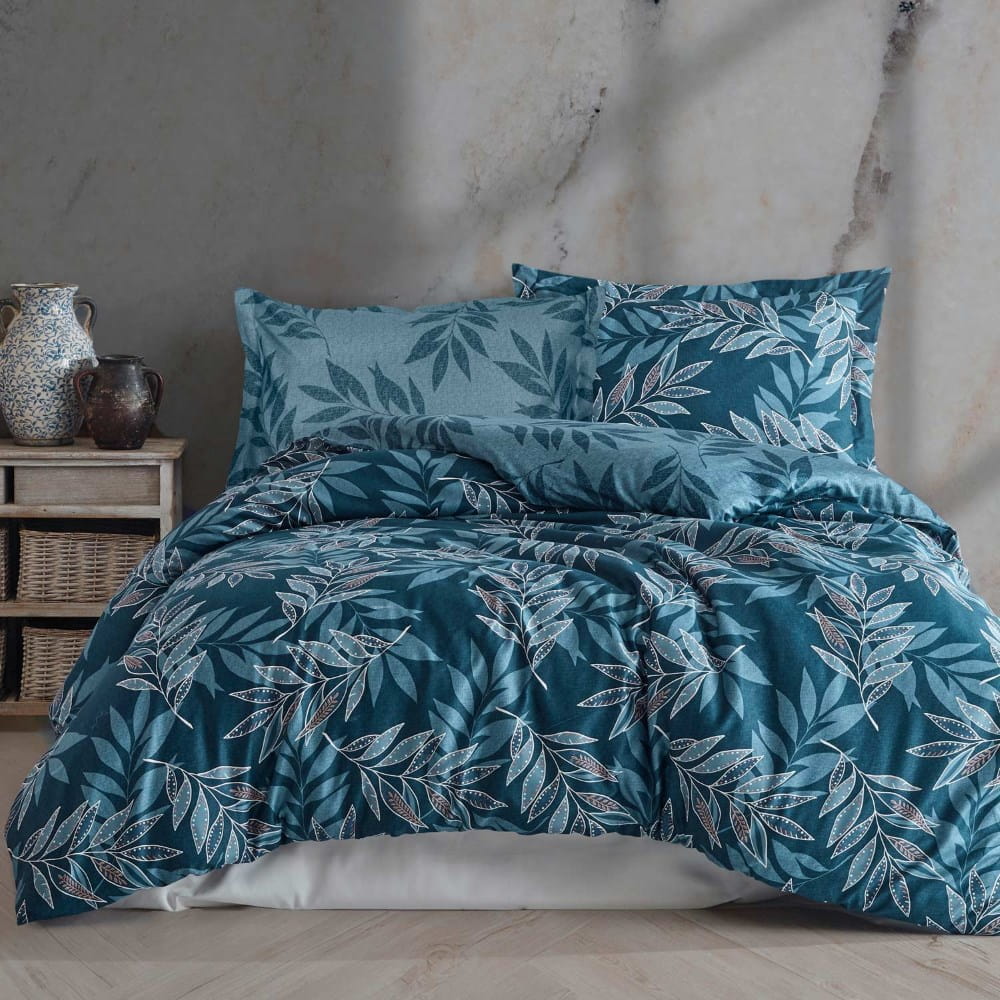 Pościel satyna bawełniana 160x200 Luxury Premium Irene niebieska w delikatne liście - Darymex