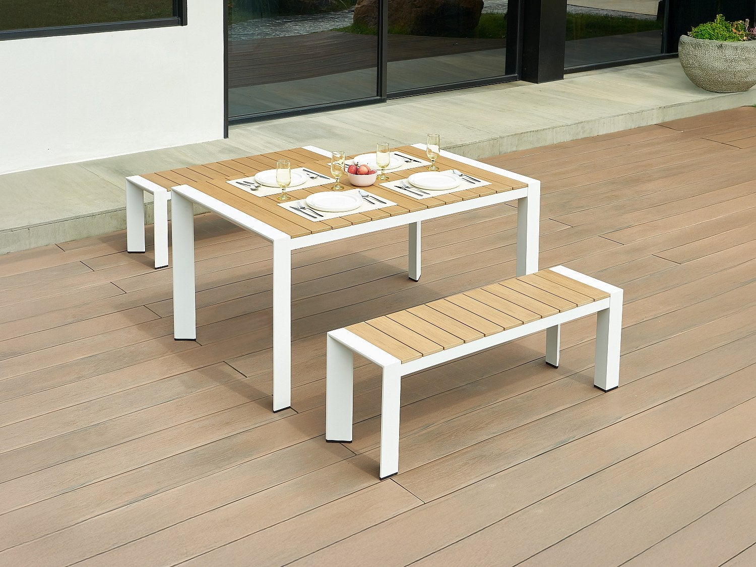 Zestaw jadalniany ogrodowy aluminium modułowy: stół dł.150 cm i 2 ławki - Jasny naturalny i biały - NYROS od MYLIA