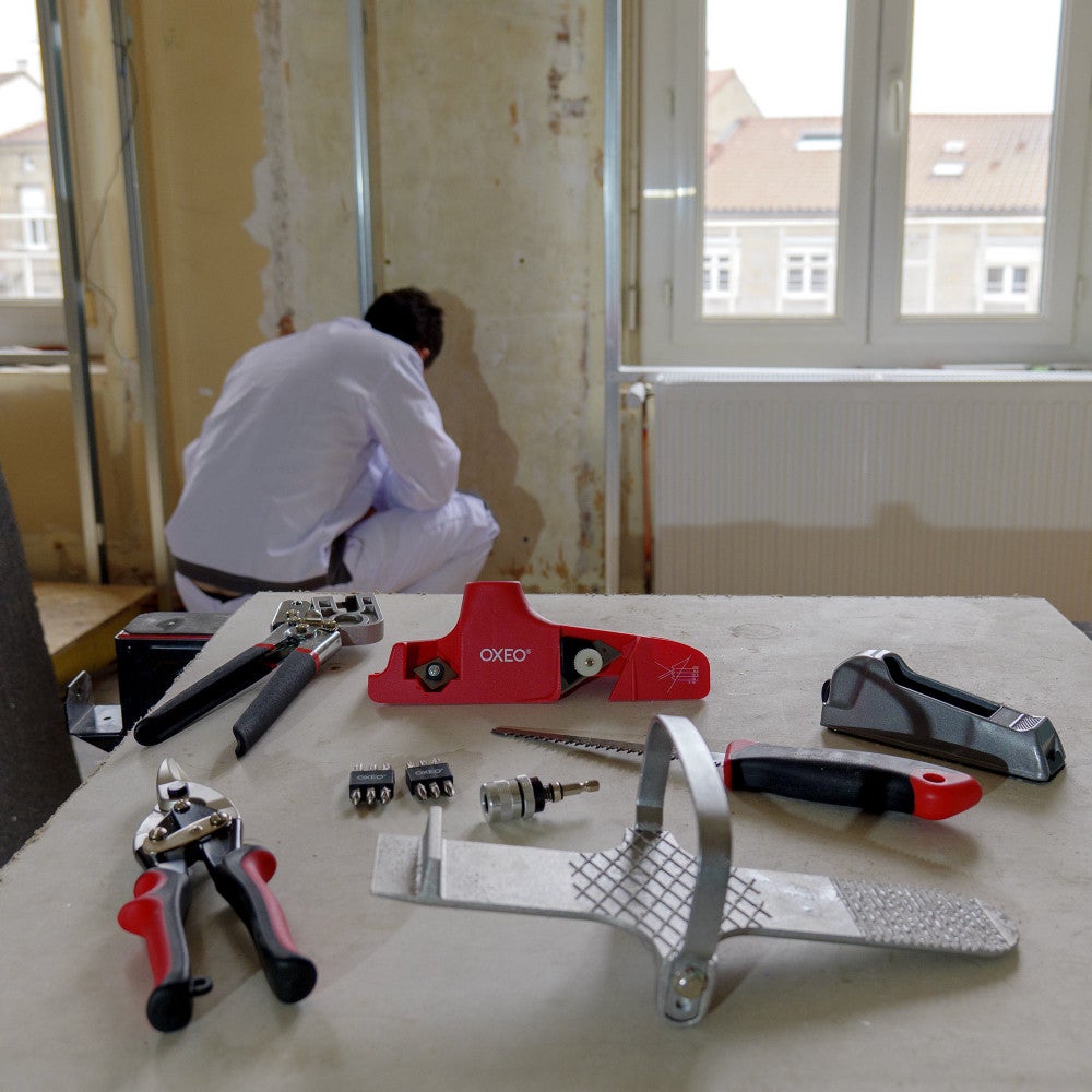 Kit outil plaquiste - 7 pièces - Scie - Porte-embouts - Cisaille - Pince à sertir - Lève-cloison - Râpe - Rabot - 3