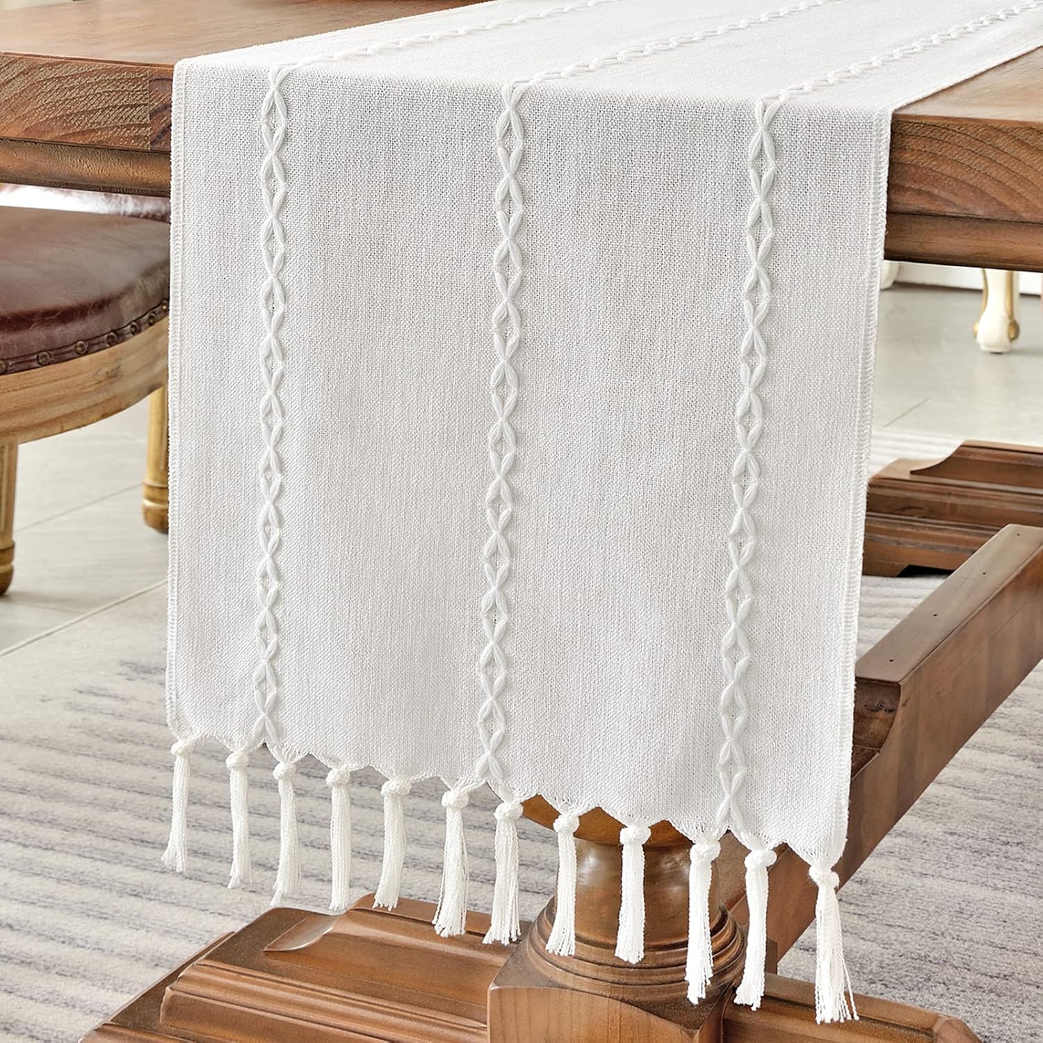 Bieżnik stołowy z białej bawełny i lnu w stylu farmhouse decor, 160 cm, z ręcznie wykonanymi frędzlami, idealny na przyjęcia i do dekoracji pokoju (bi