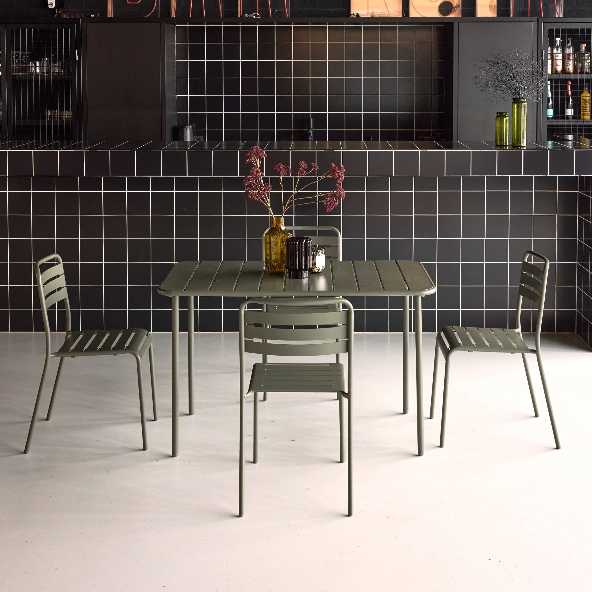 Table de jardin métal + 4 assises kaki en acier. Amelia. 120x70xH72.5cm (12.2kg) AMÉLIA - 3