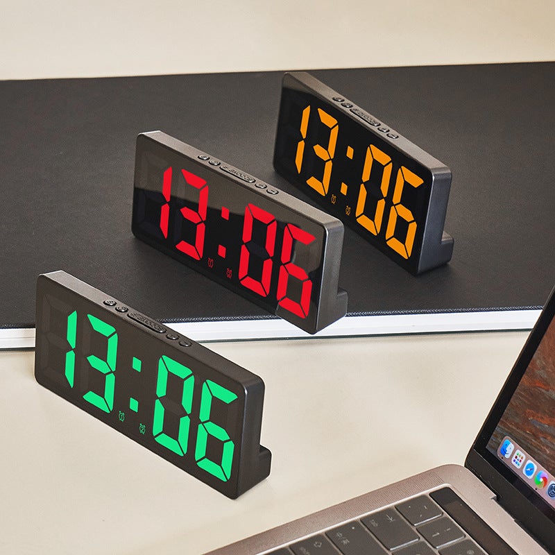 Grande horloge murale numérique intelligente APP Contrôle heure/date/activation du son et fonction de compte à rebours Luminosité et volume en continu - 5