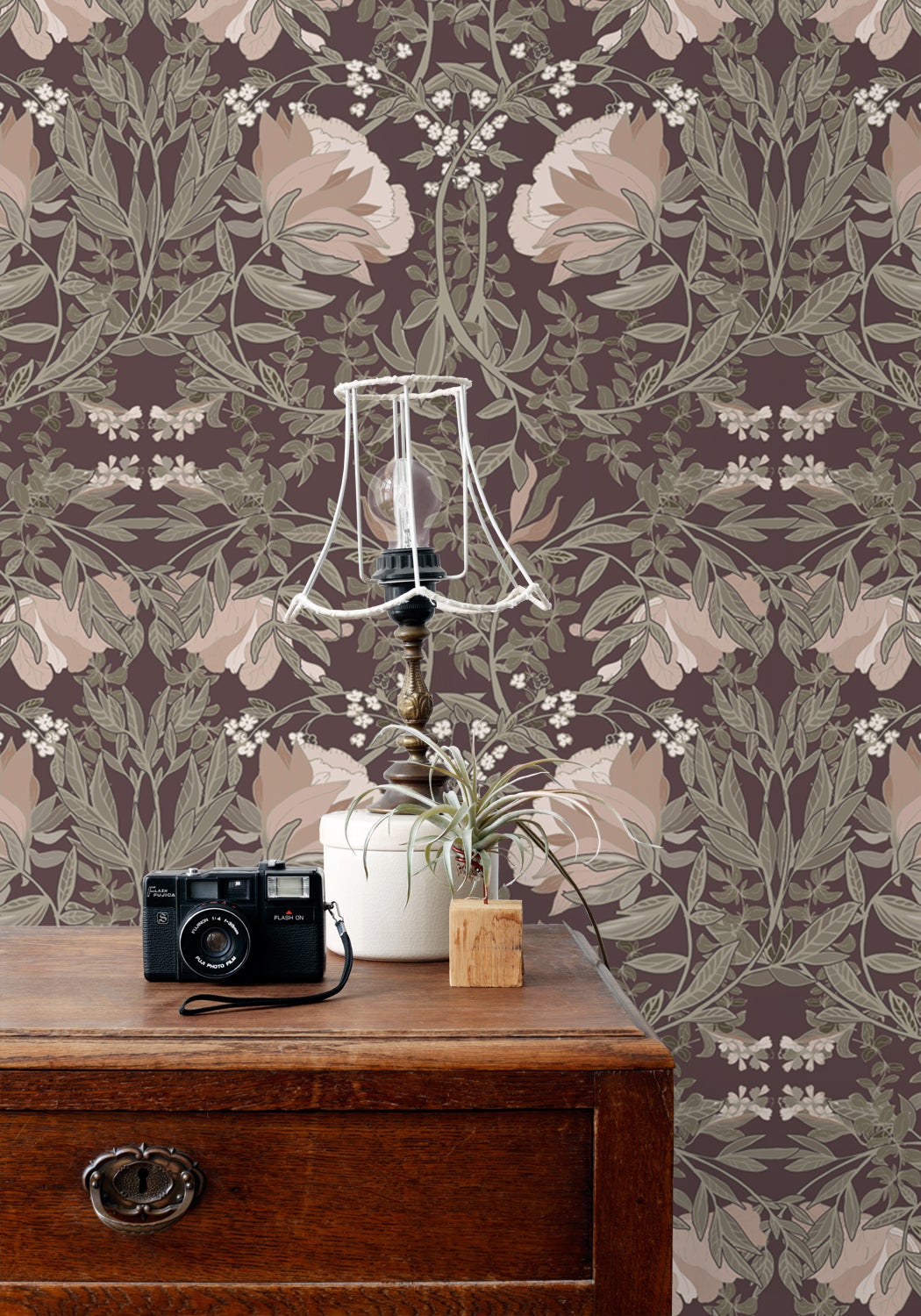 Papier peint fleurs vintage de style art nouveau violet aubergine - 50 x 900 cm - ESTAhome - 3