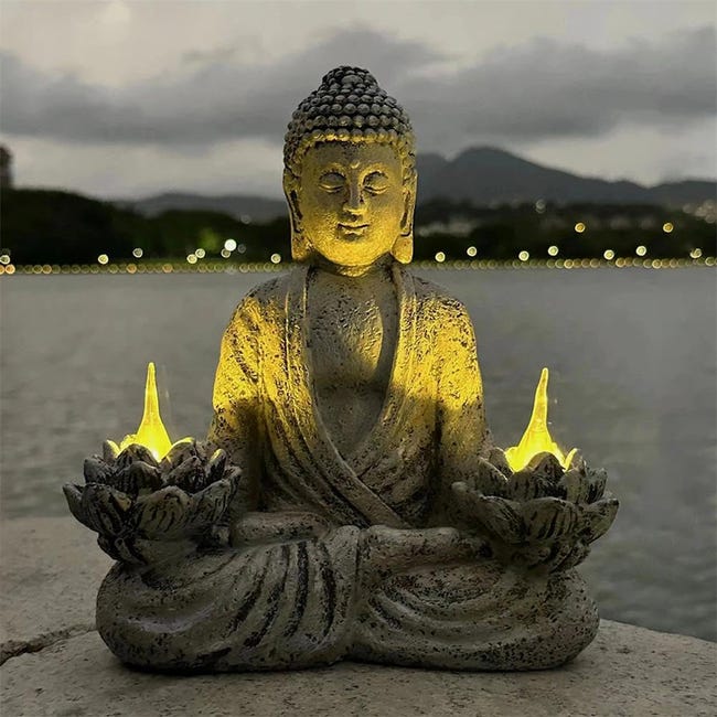 Statua del Buddha per casa e esterni, illuminazione solare a LED tremolante per giardino, meditazione zen, decorazione spirituale | Leroy Merlin Statua del Buddha per casa e esterni, illuminazione solare a LED tremolante per giardino, meditazione zen, decorazione spirituale | Leroy Merlin