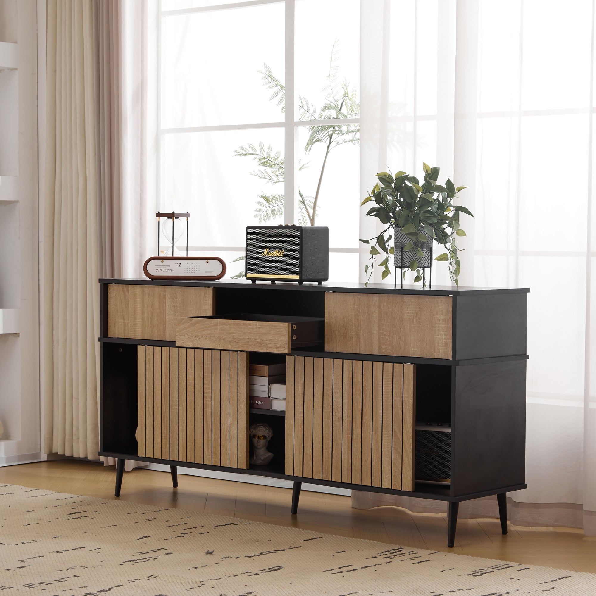 Credenza moderna - 4 ante scorrevoli e 1 cassetto - con ripiani regolabili - Naturale e Nero - 3