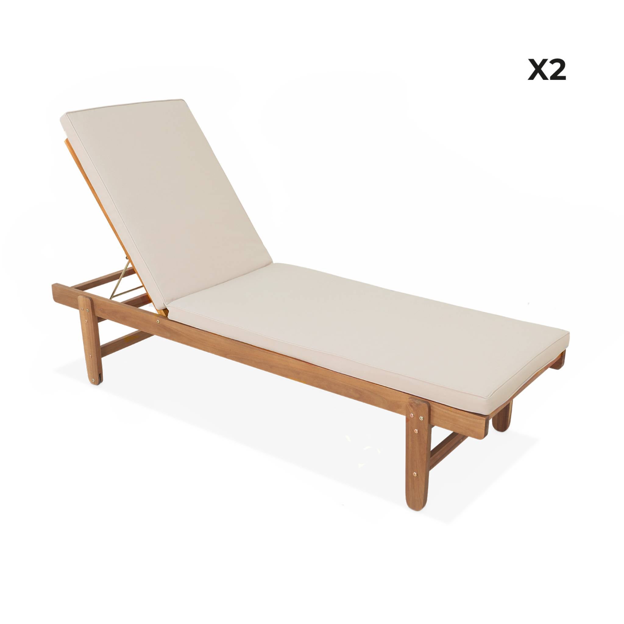 Set de 2 bains de soleil en Acacia – AREQUIPA – Transats avec coussins beige et roulettes. multi positions AREQUIPA - 2