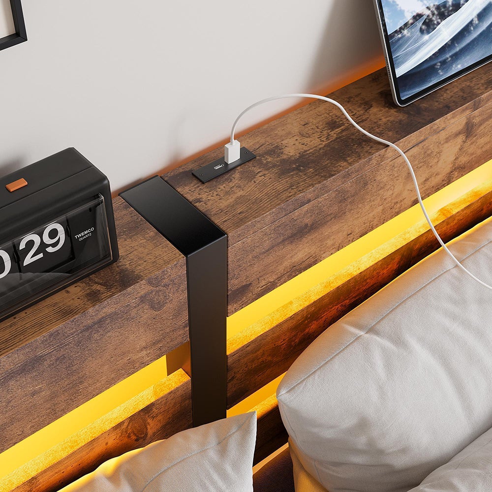 Łóżko dla dorosłych z oświetleniem LED i stacją ładującą USB, metalowa konstrukcja, materac nie wchodzi w skład zestawu, brązowe - 140 x 200 cm - 8