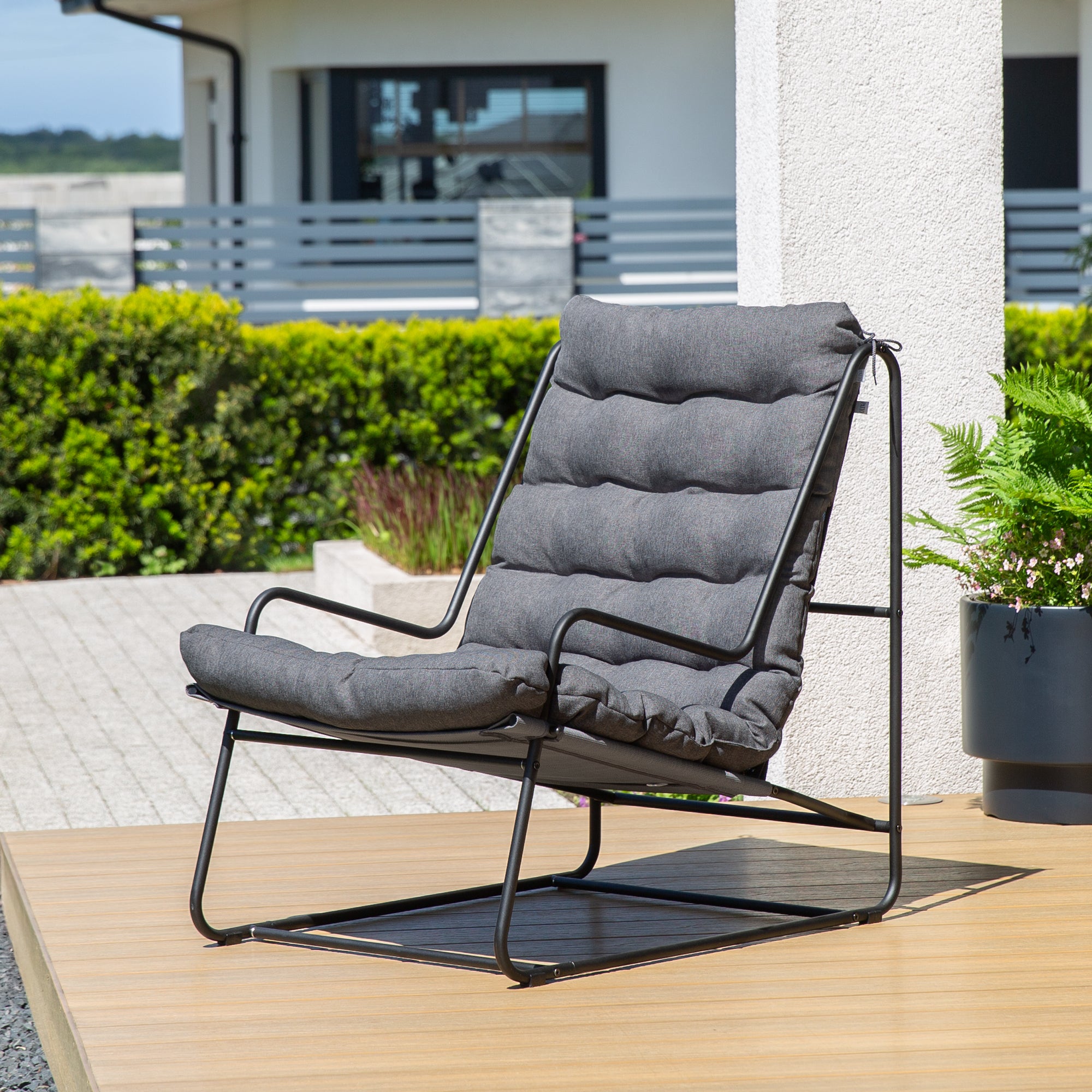 Poduszka na fotel ogrodowy 128 x 70 cm Topaz szary PATIO - 4